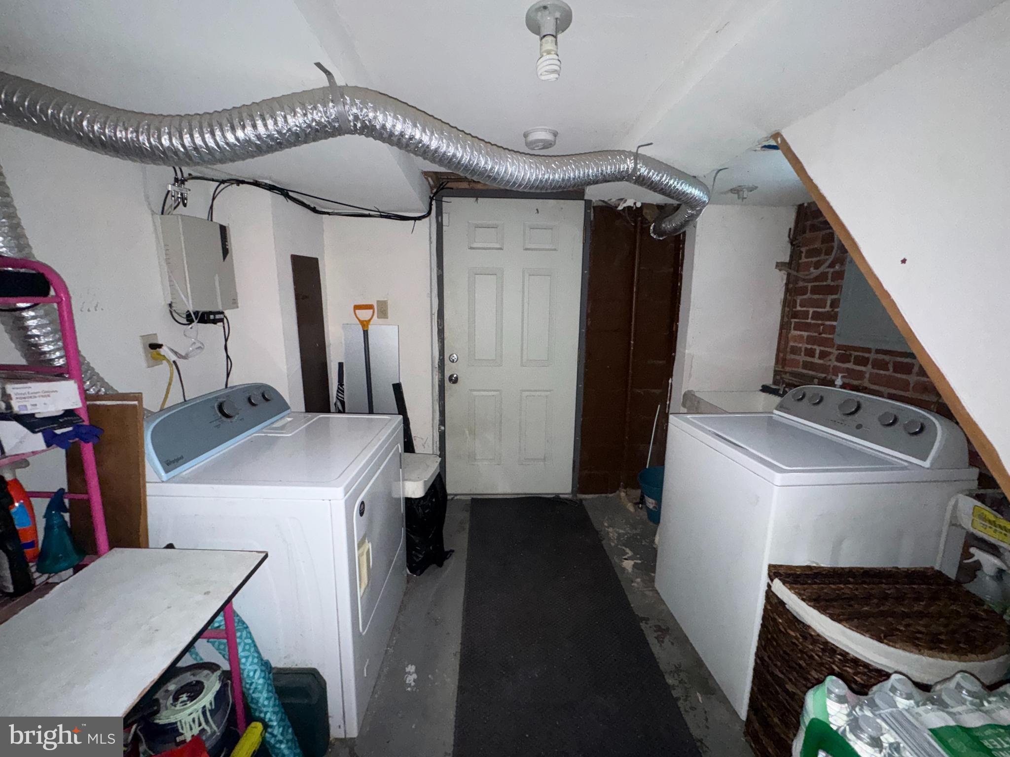 WEST OAK LANE - Residential