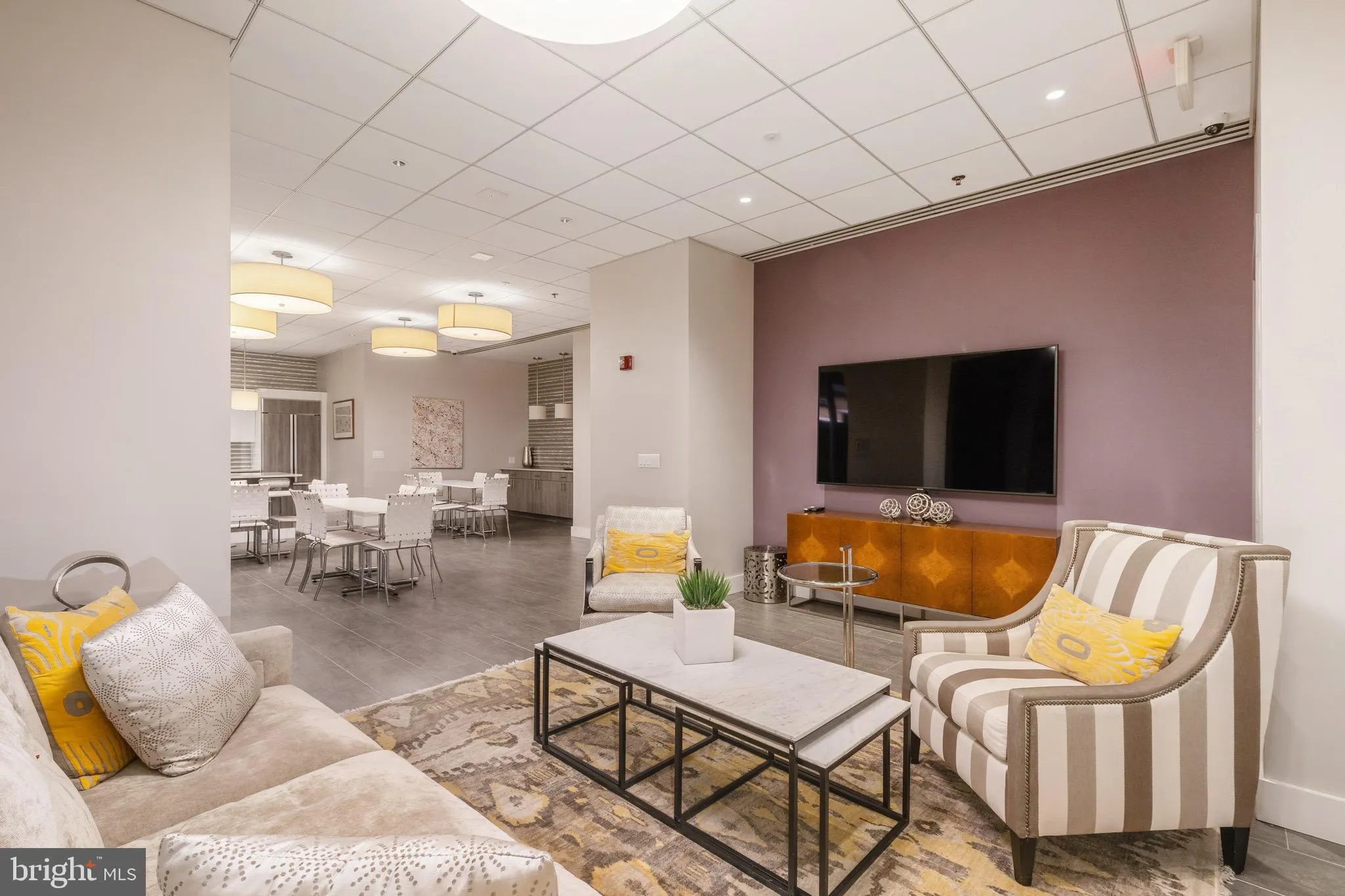 Philadelphia, Pennsylvania 19103, United States, 1 Bedroom Bedrooms, ,2 BathroomsBathrooms,Residential,Pending,42178