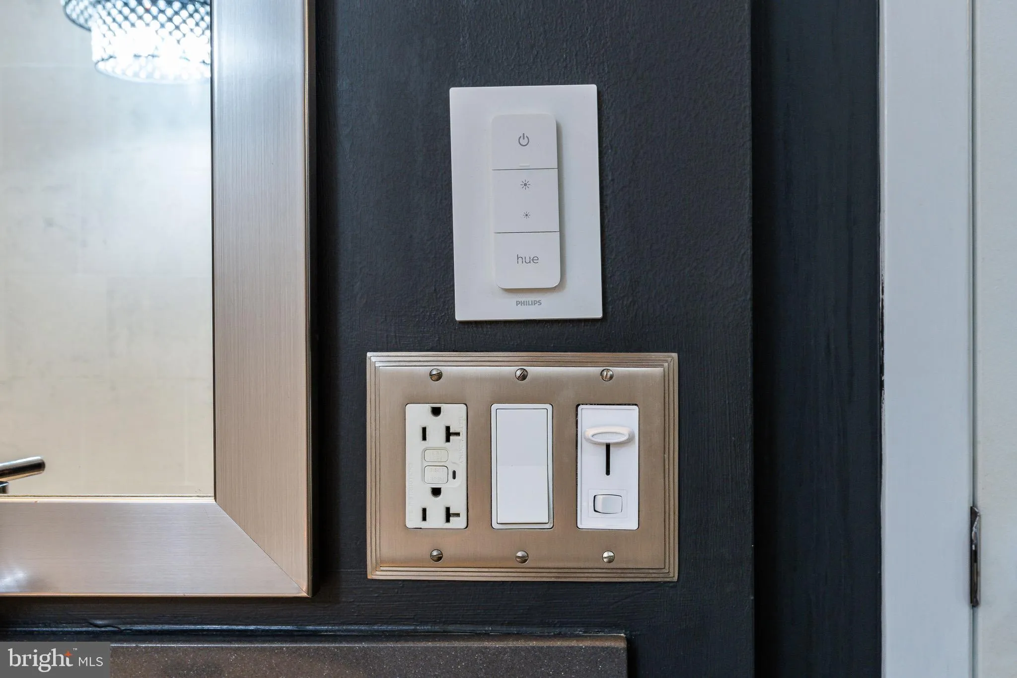 Philadelphia, Pennsylvania 19103, United States, 1 Bedroom Bedrooms, ,2 BathroomsBathrooms,Residential,Pending,42178