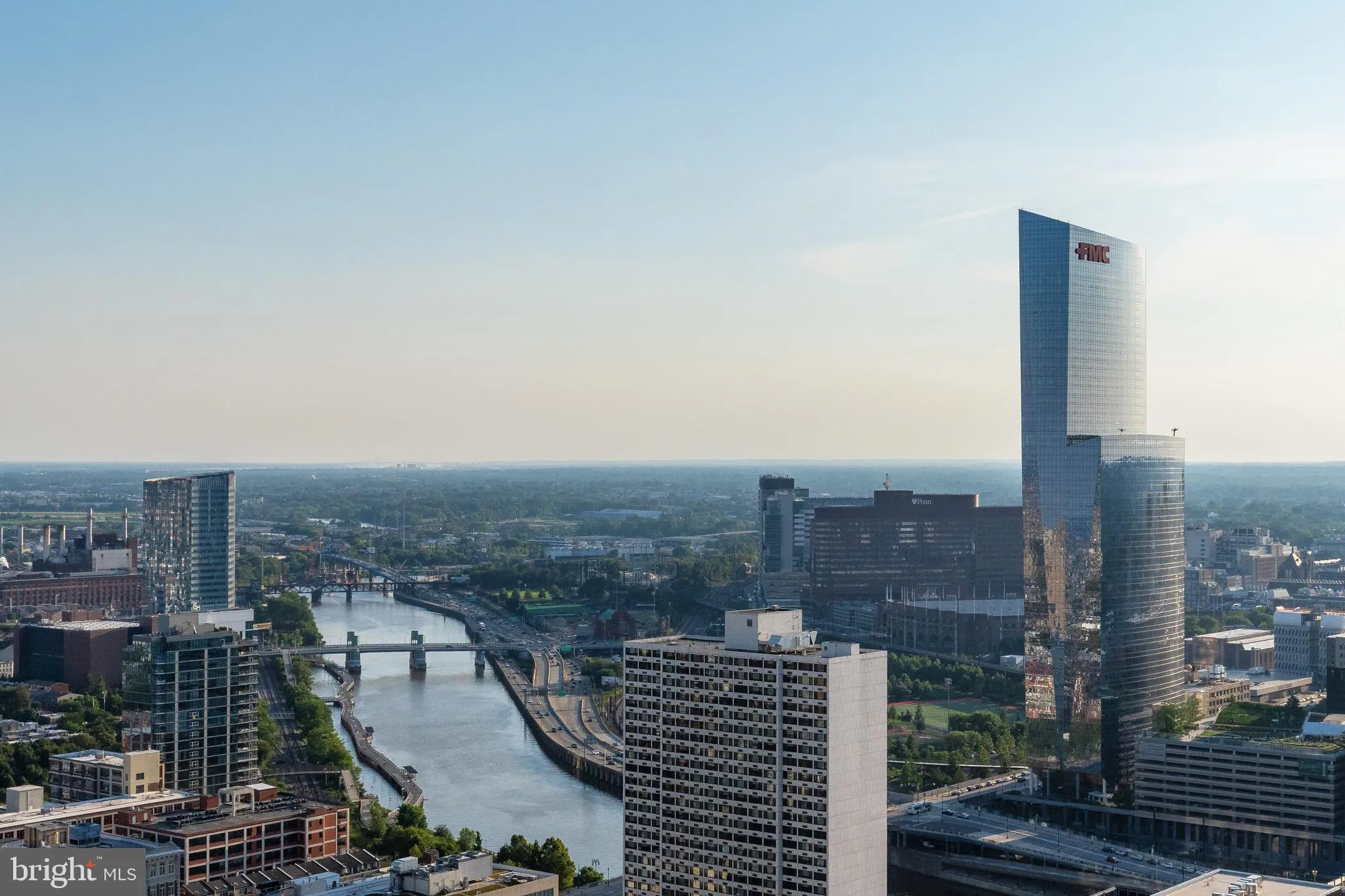 Philadelphia, Pennsylvania 19103, United States, 1 Bedroom Bedrooms, ,2 BathroomsBathrooms,Residential,Pending,42178