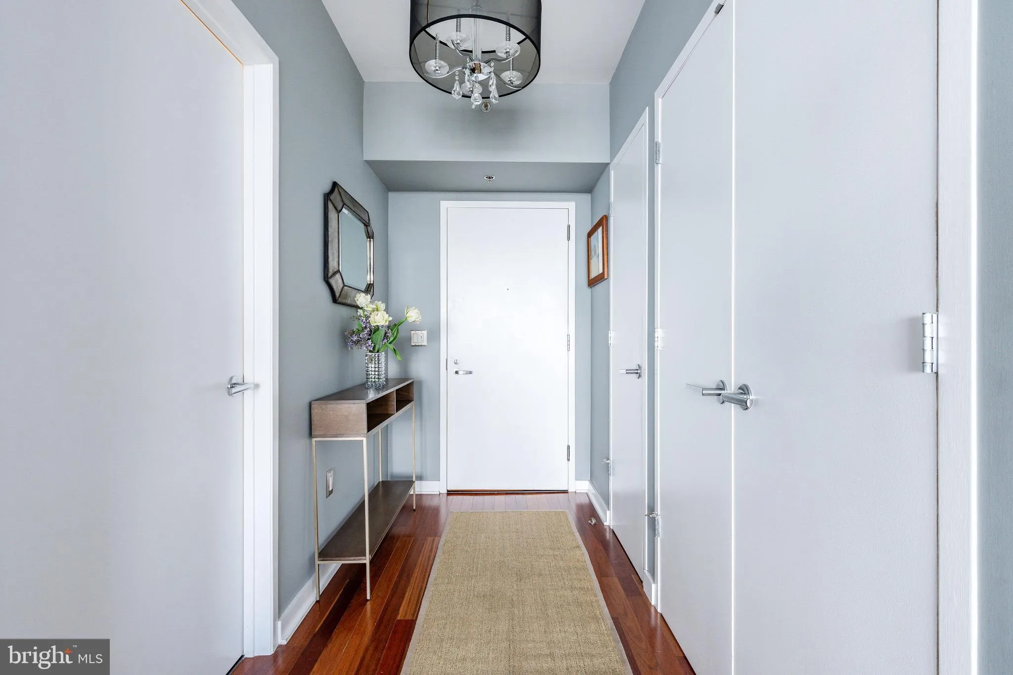 Philadelphia, Pennsylvania 19103, United States, 1 Bedroom Bedrooms, ,2 BathroomsBathrooms,Residential,Pending,42178