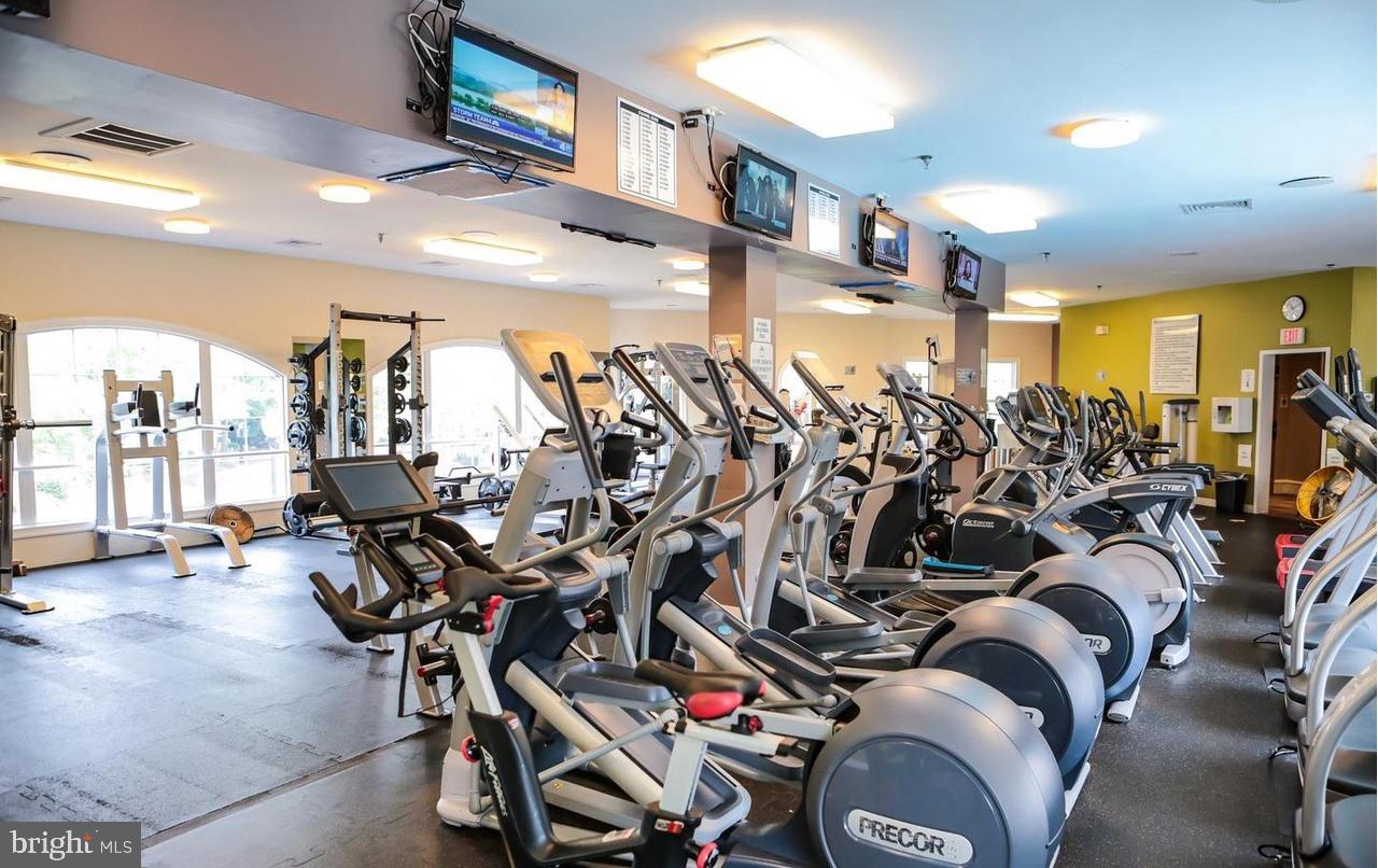 CAMERON STATION - Residential Lease