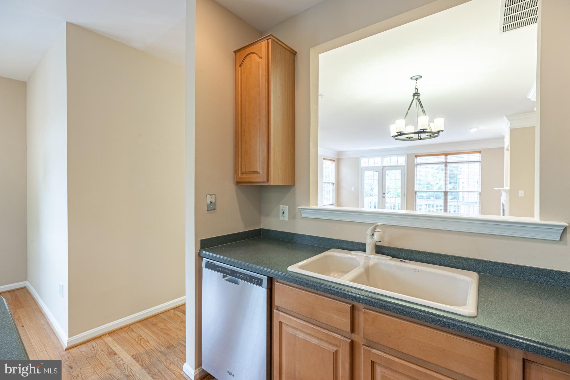 CAMERON STATION - Residential Lease