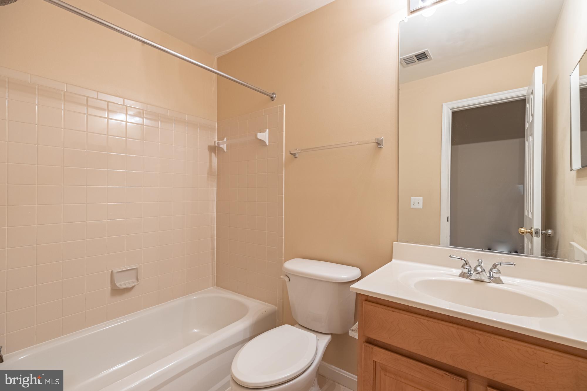 CAMERON STATION - Residential Lease