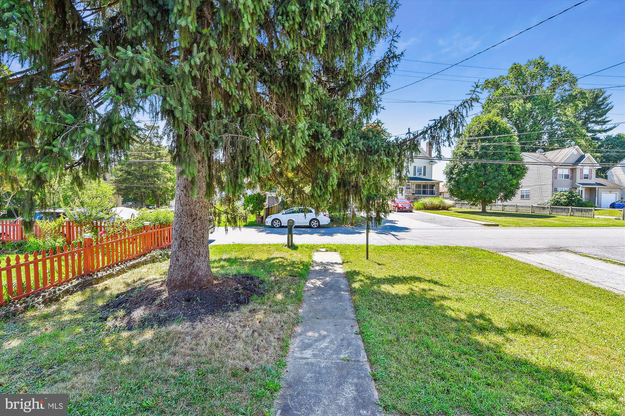 WINDSOR MILL - Residential