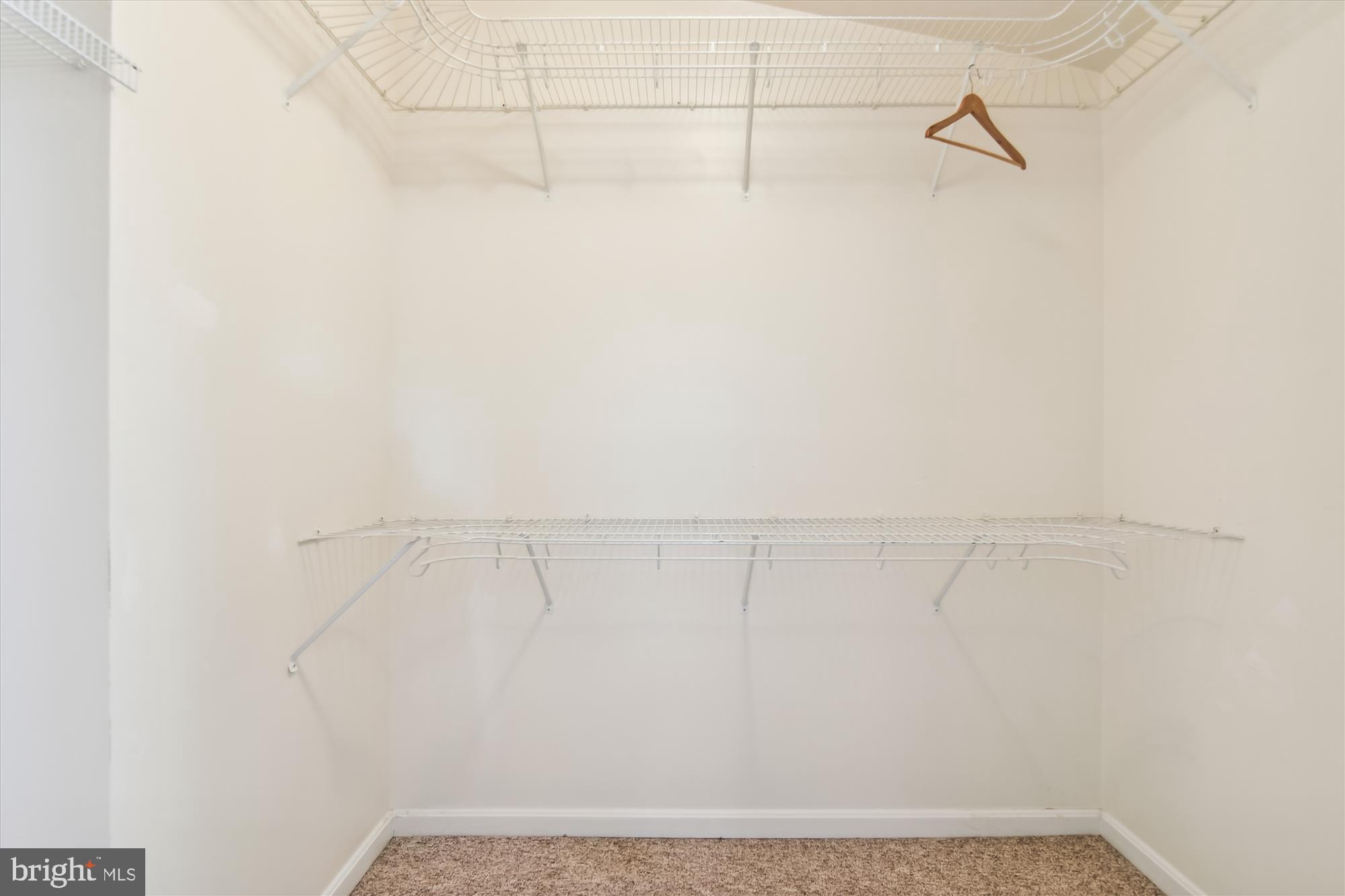 WINDSOR MILL - Residential