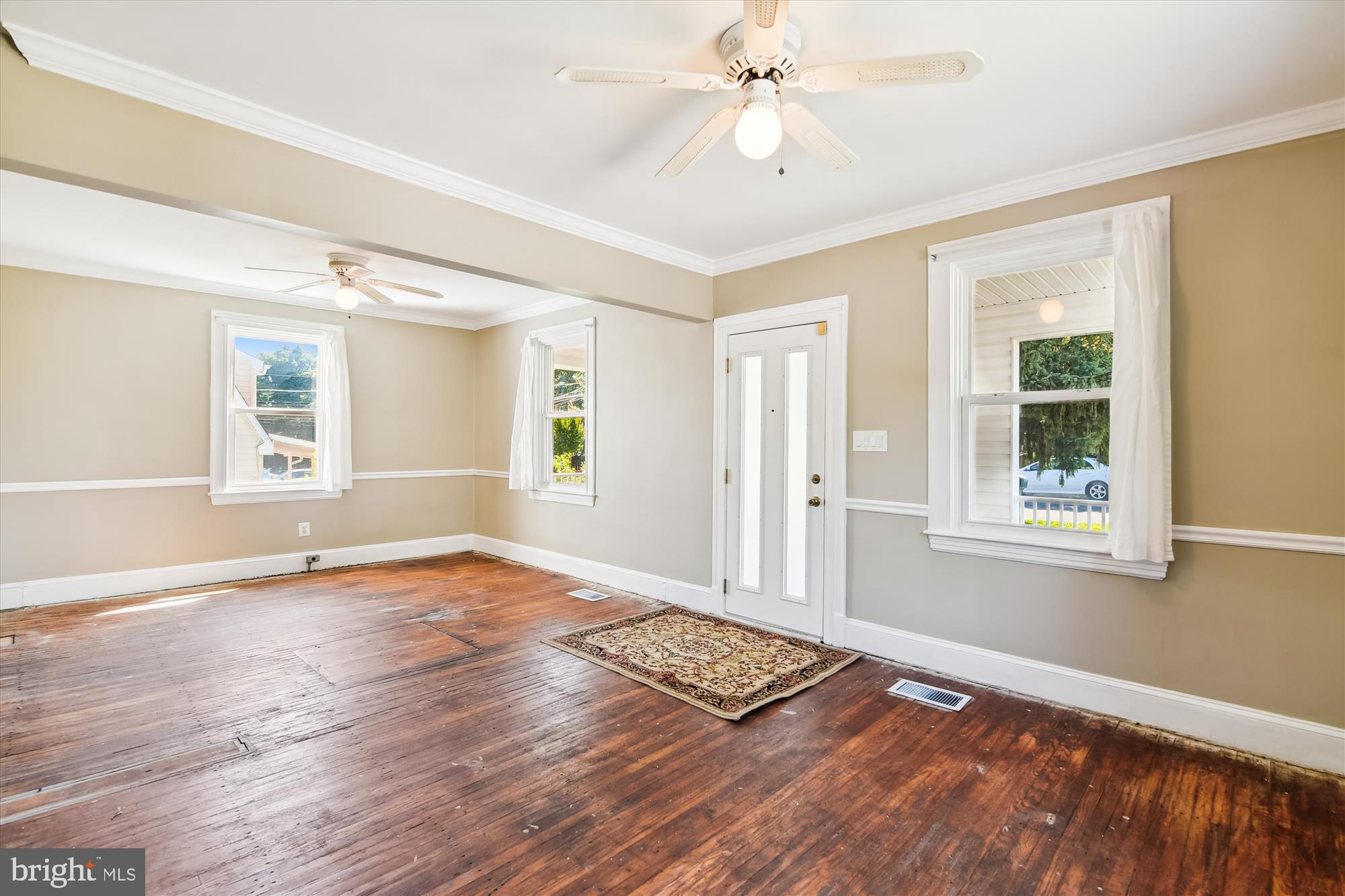 WINDSOR MILL - Residential