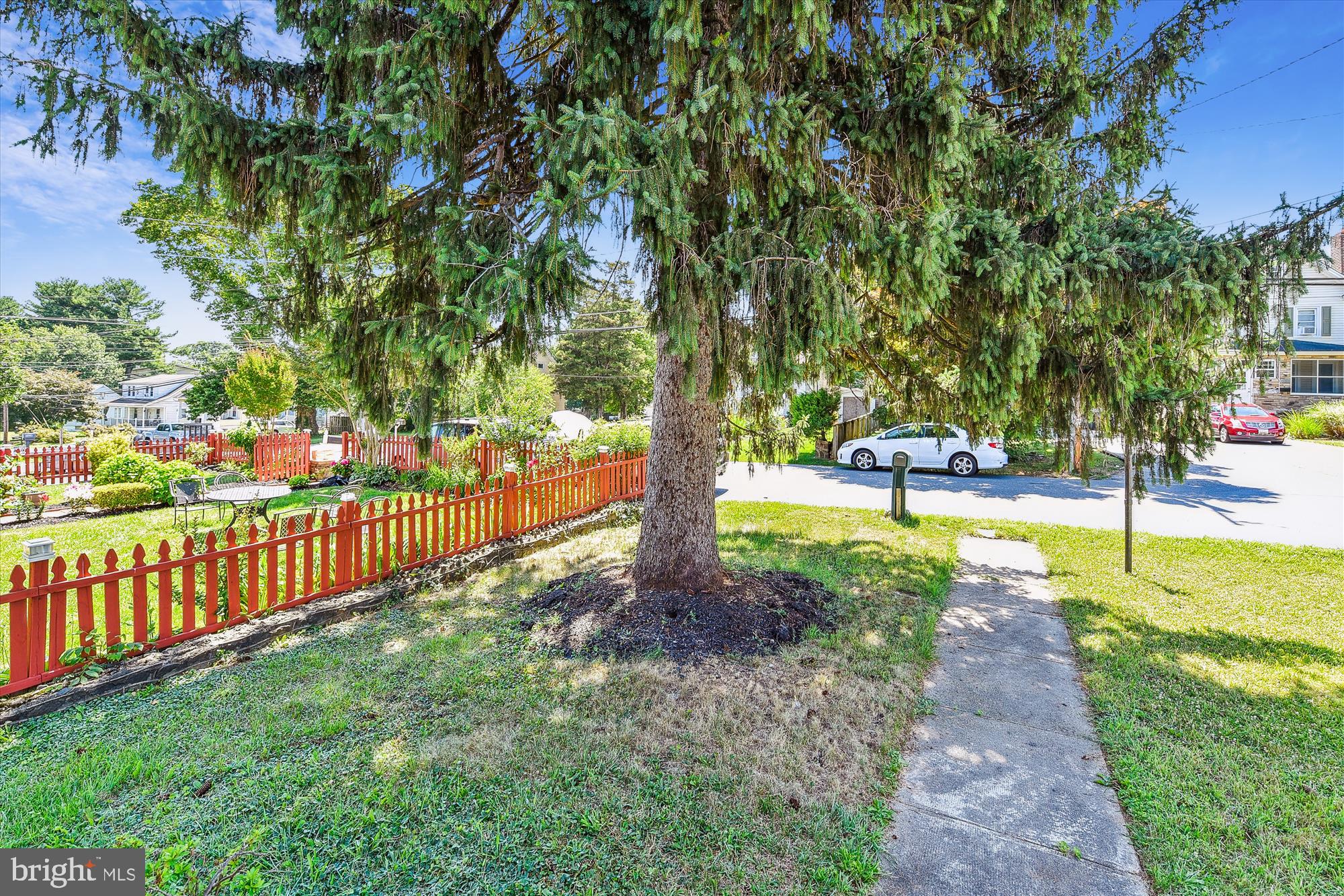 WINDSOR MILL - Residential