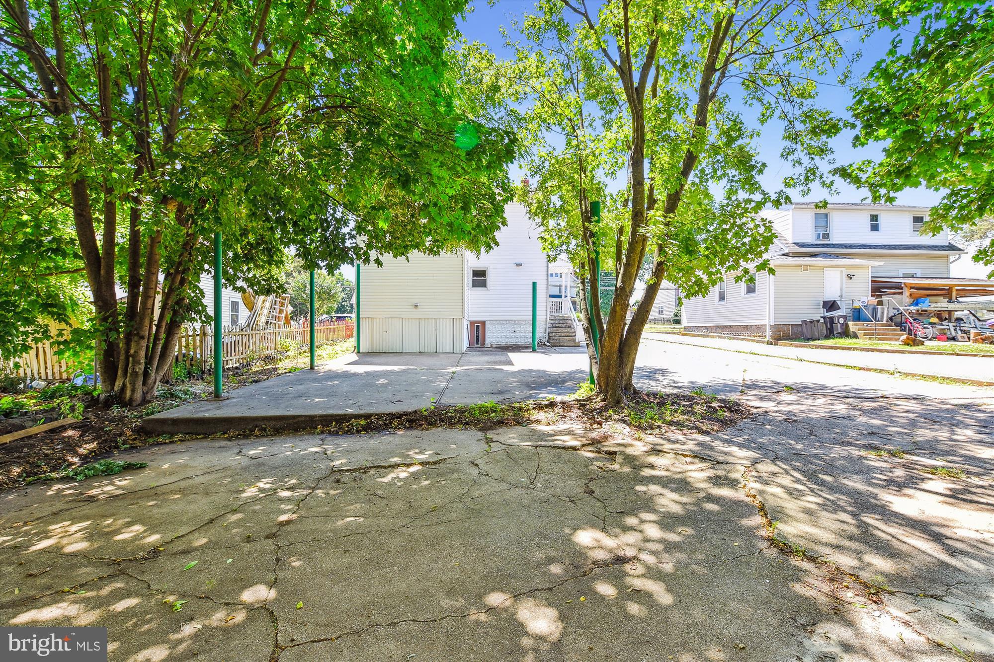 WINDSOR MILL - Residential