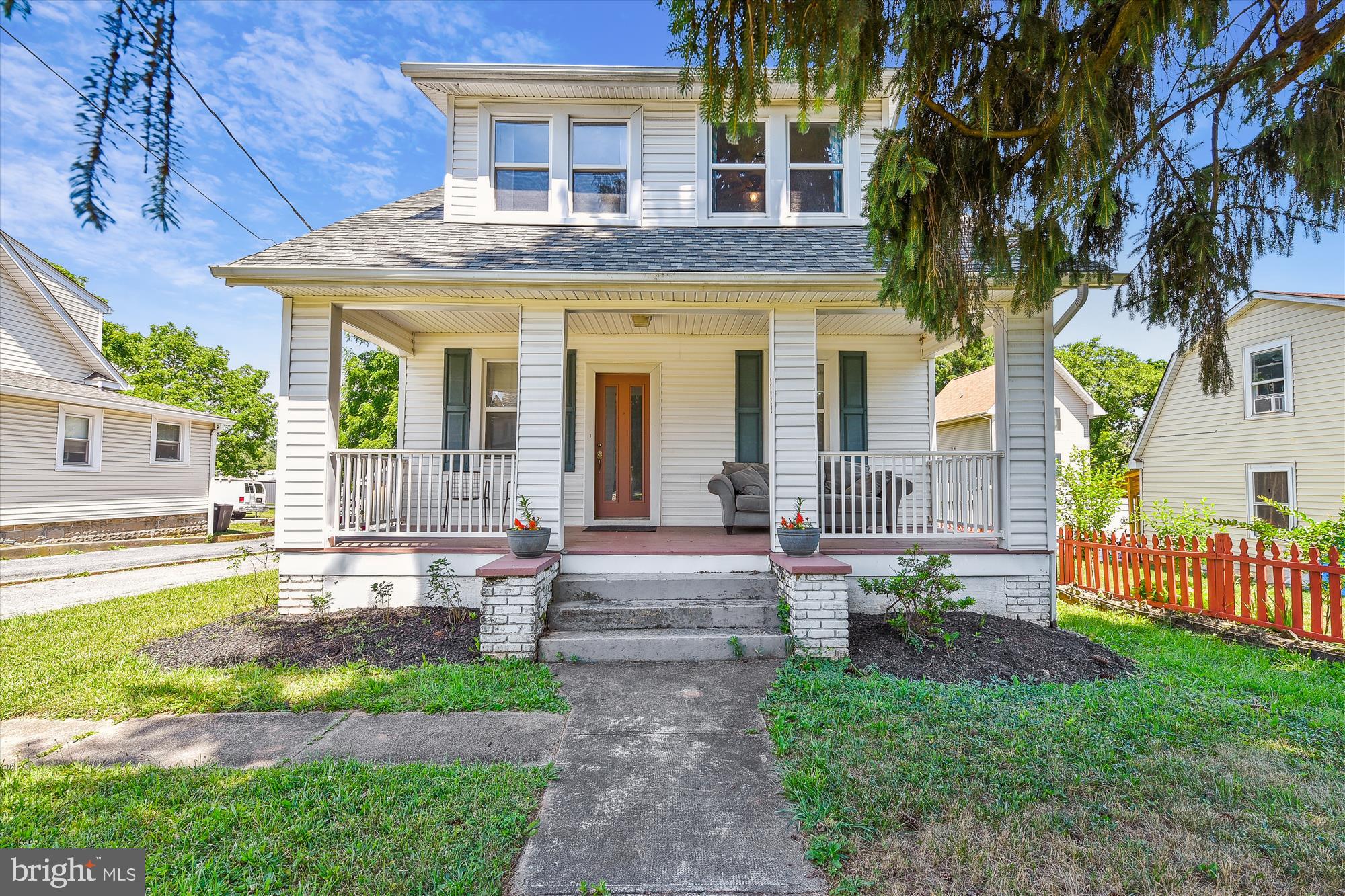 WINDSOR MILL - Residential