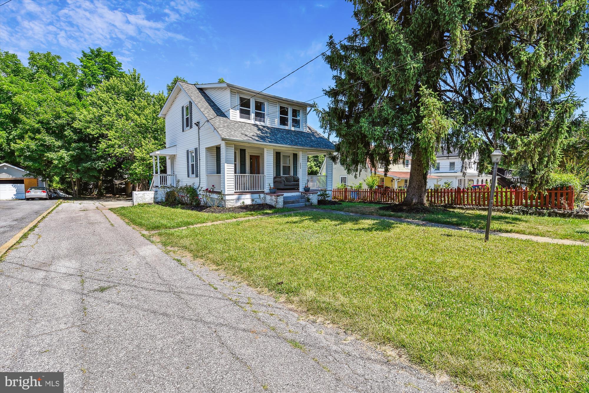 WINDSOR MILL - Residential