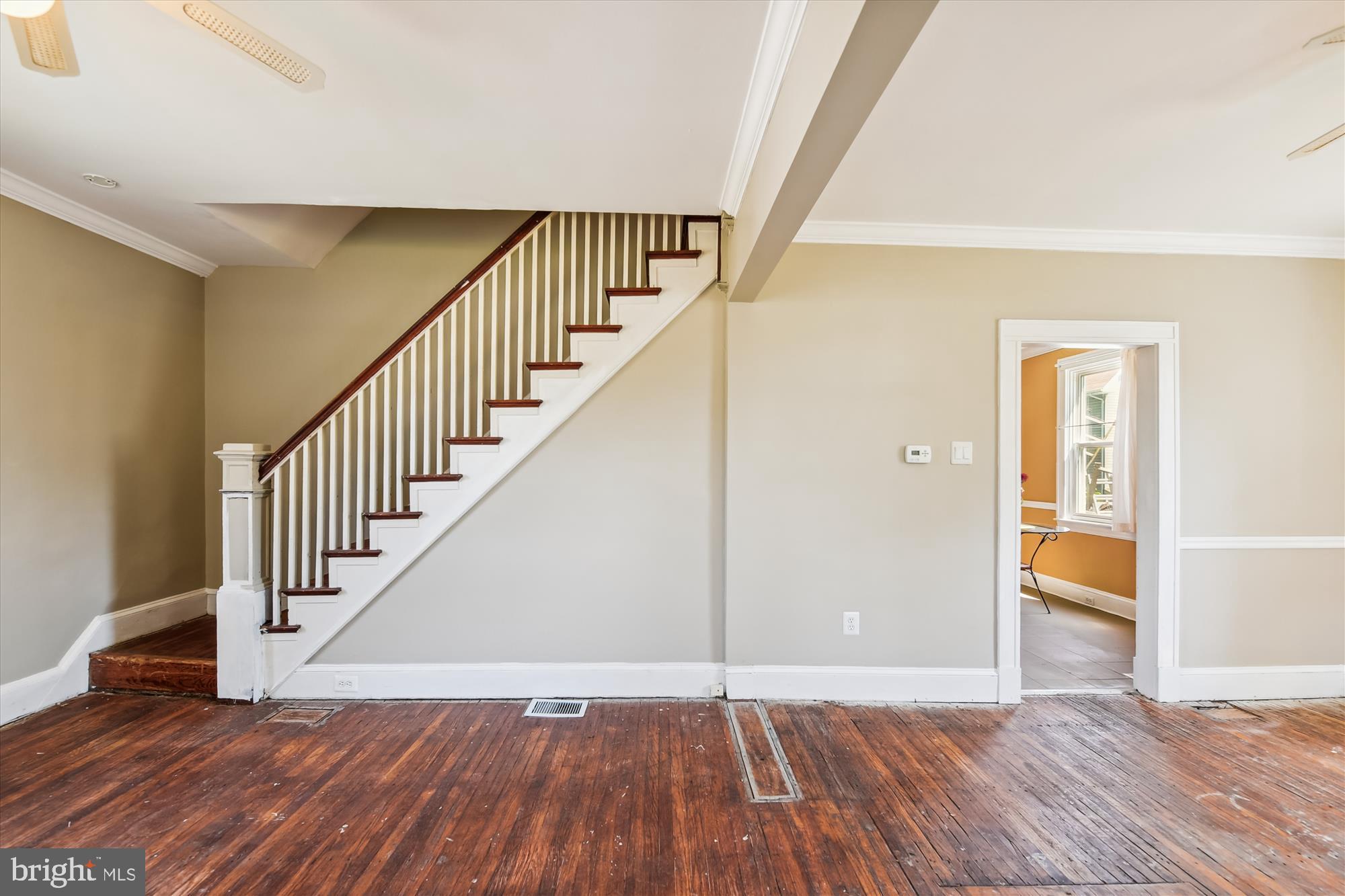 WINDSOR MILL - Residential