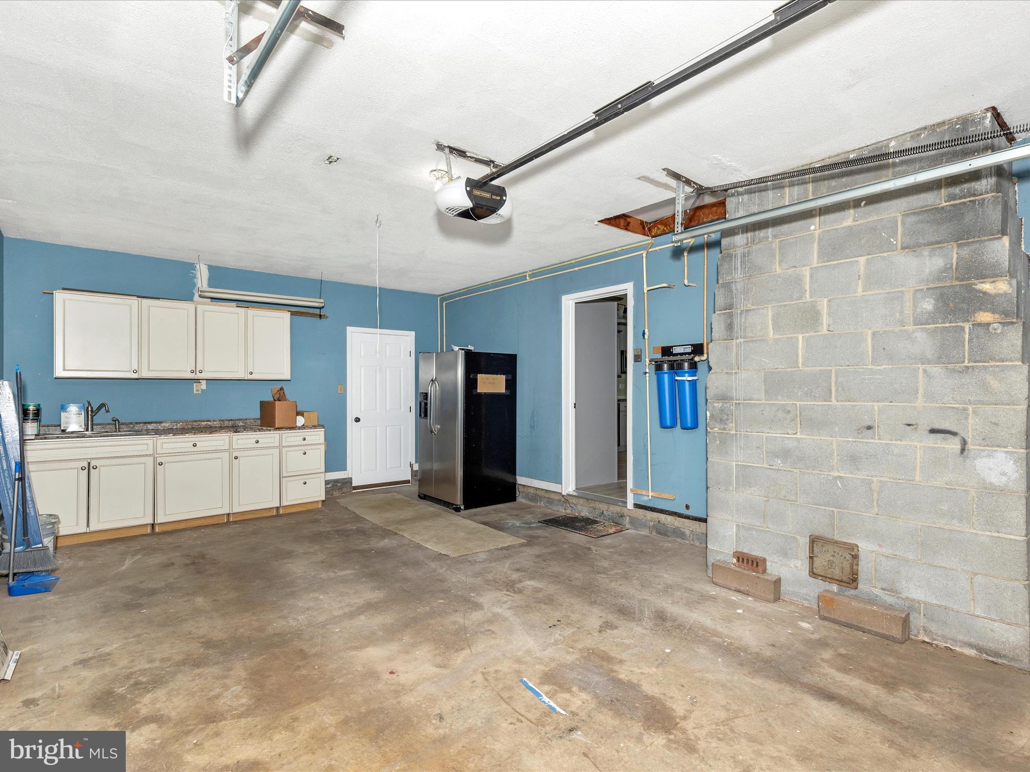 FAYETTEVILLE - Residential