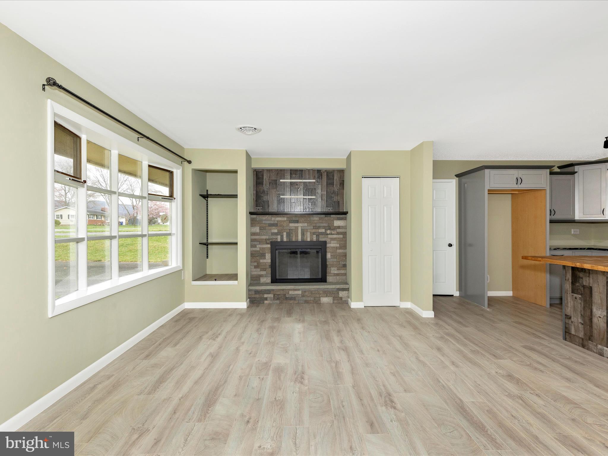 FAYETTEVILLE - Residential