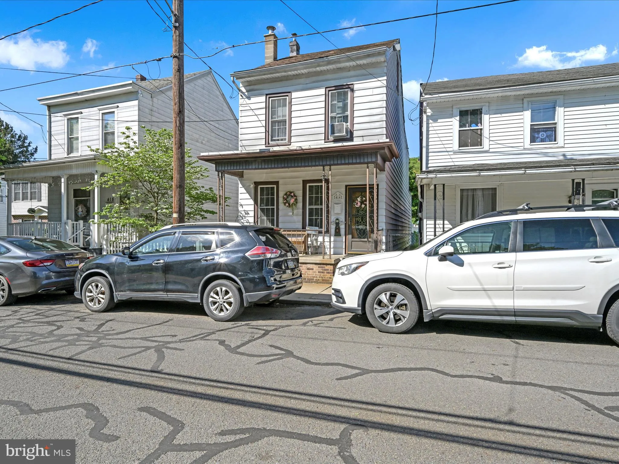 Saint Clair, Pennsylvania 17970, United States, 3 Bedrooms Bedrooms, ,2 BathroomsBathrooms,Residential,Pending,127459