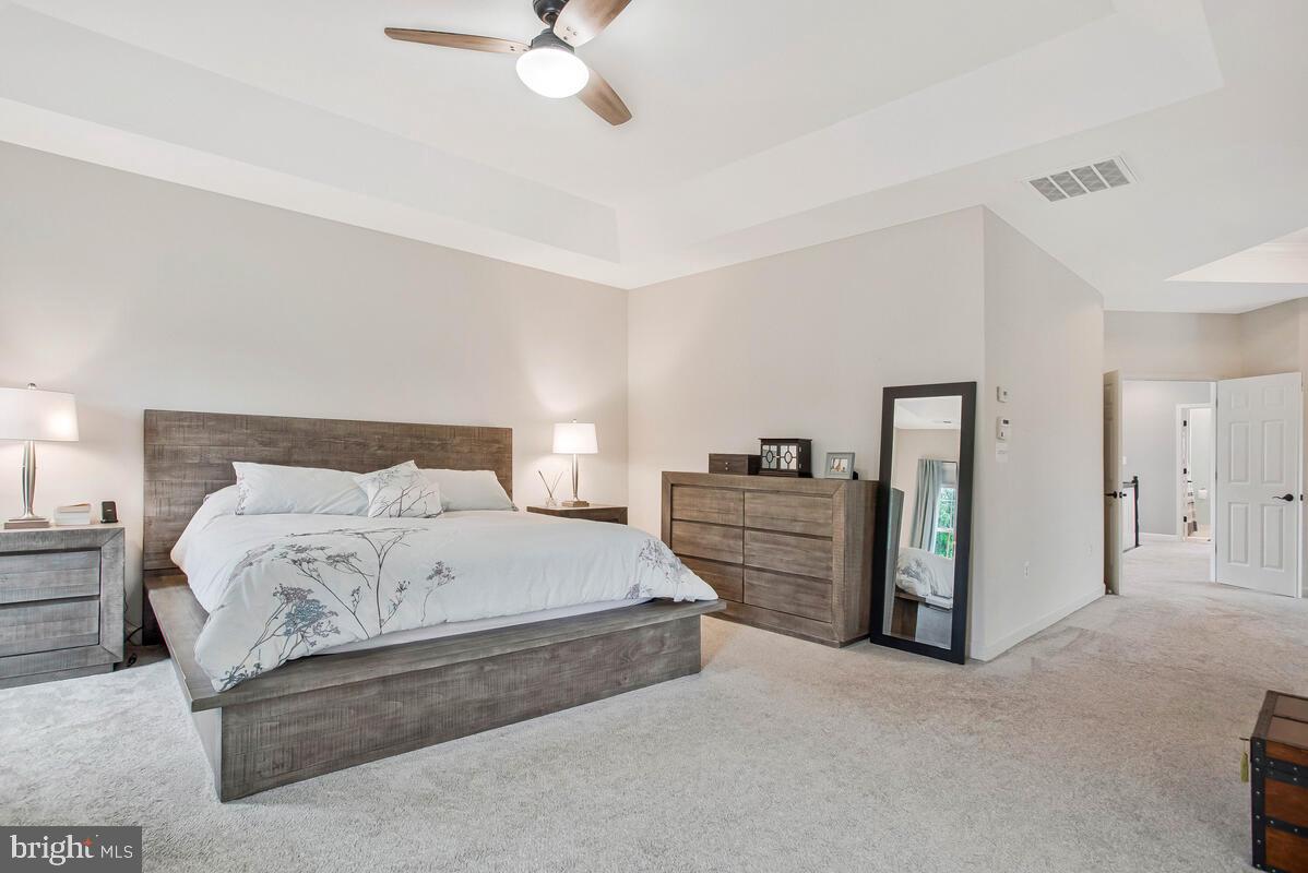 HOMEPORT FARM - Residential