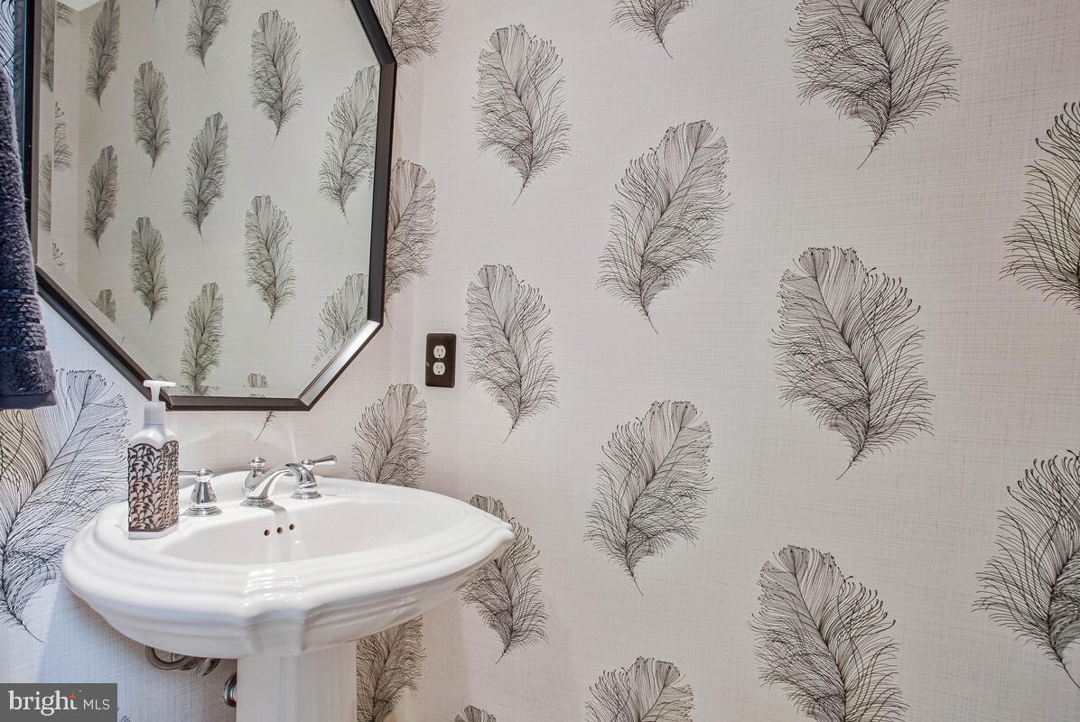 HOMEPORT FARM - Residential