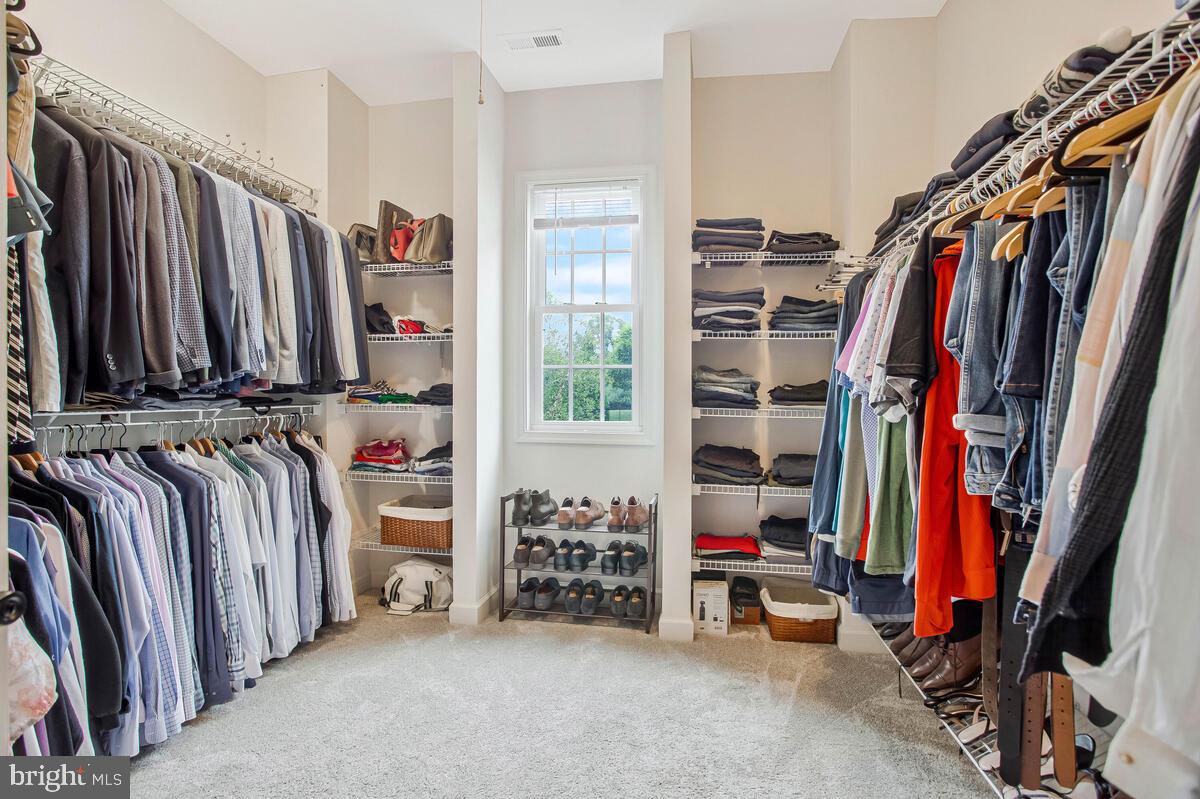 HOMEPORT FARM - Residential