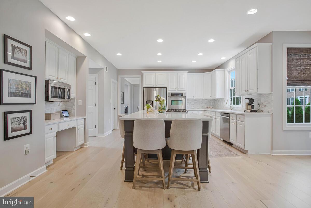 HOMEPORT FARM - Residential