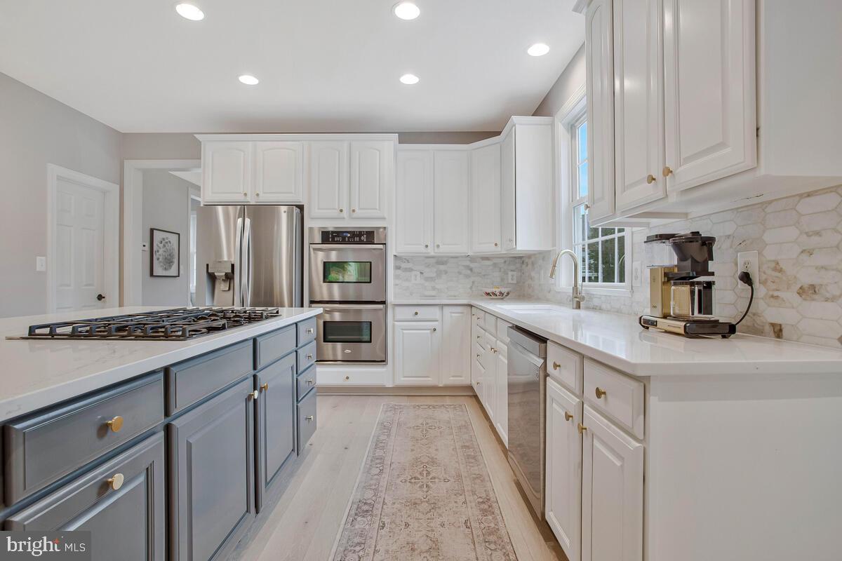 HOMEPORT FARM - Residential