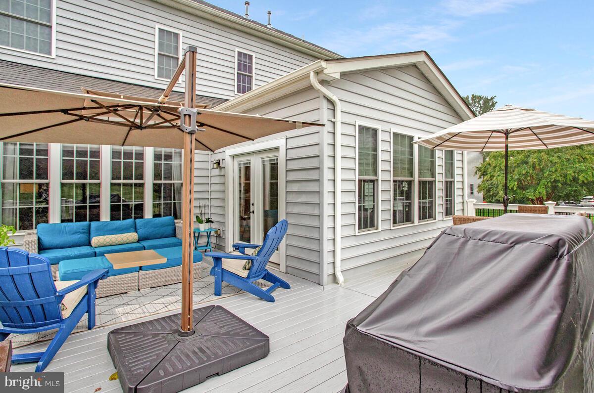 HOMEPORT FARM - Residential