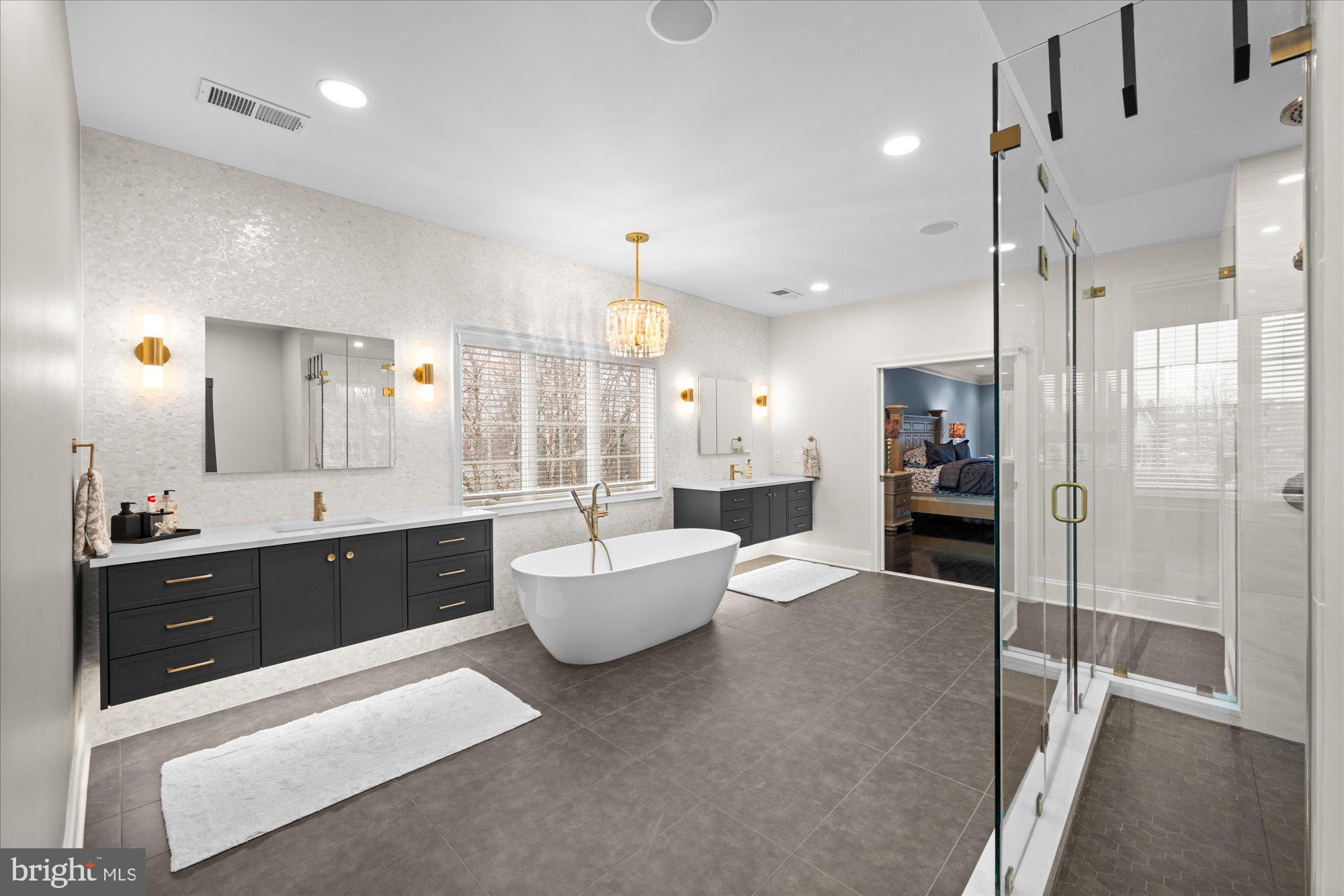 BELMONT COUNTRY CLUB - Residential