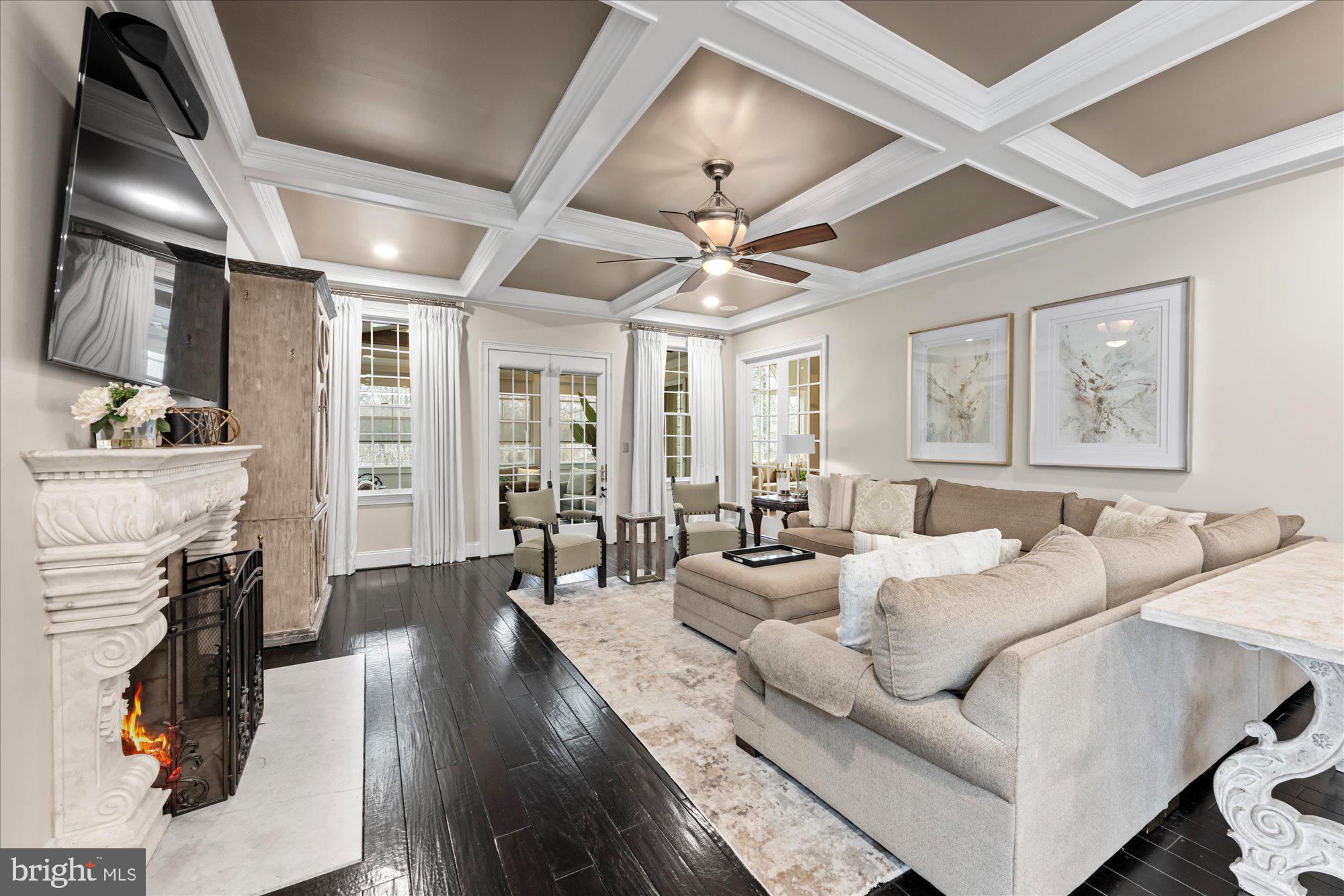 BELMONT COUNTRY CLUB - Residential