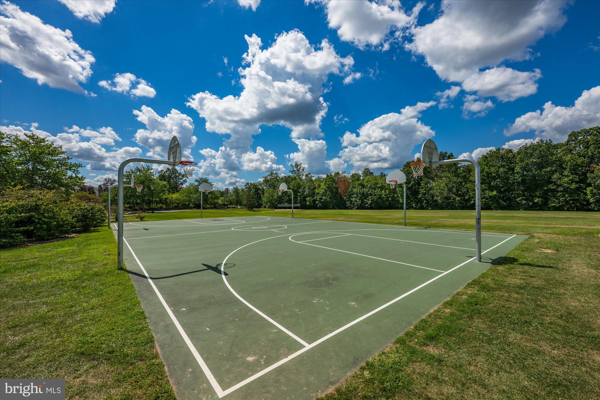 BELMONT COUNTRY CLUB - Residential