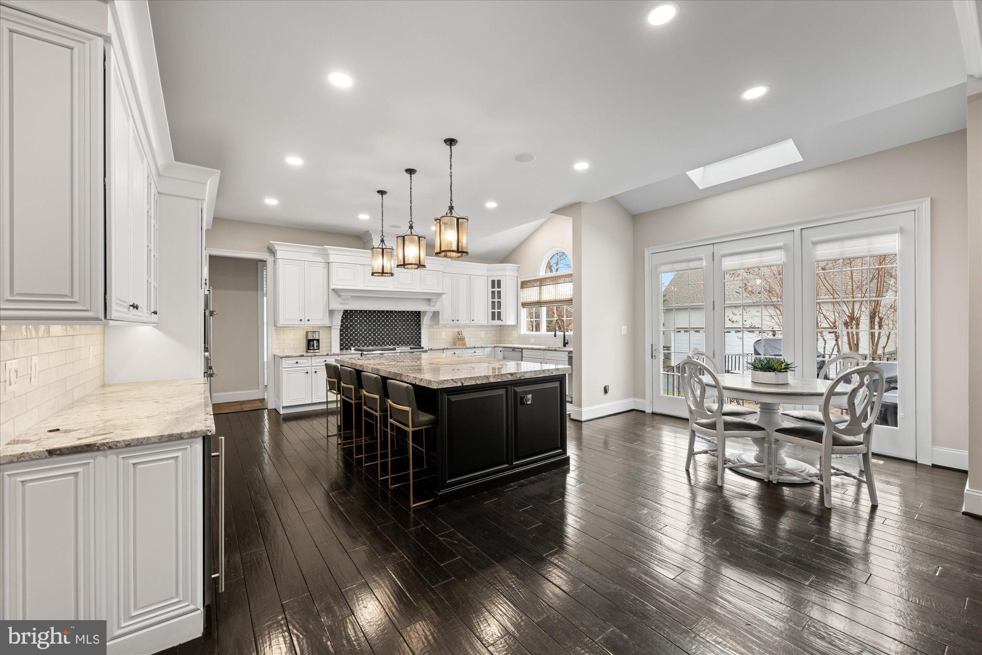 BELMONT COUNTRY CLUB - Residential