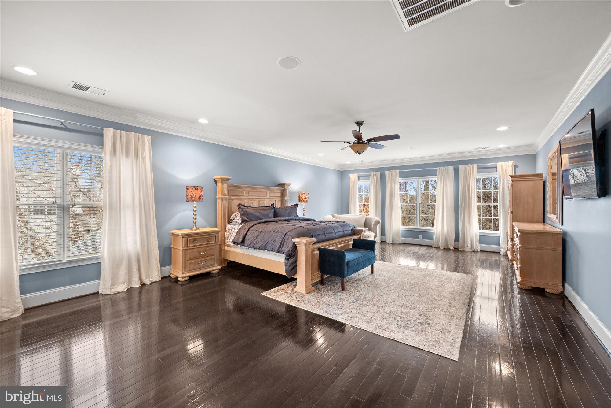 BELMONT COUNTRY CLUB - Residential