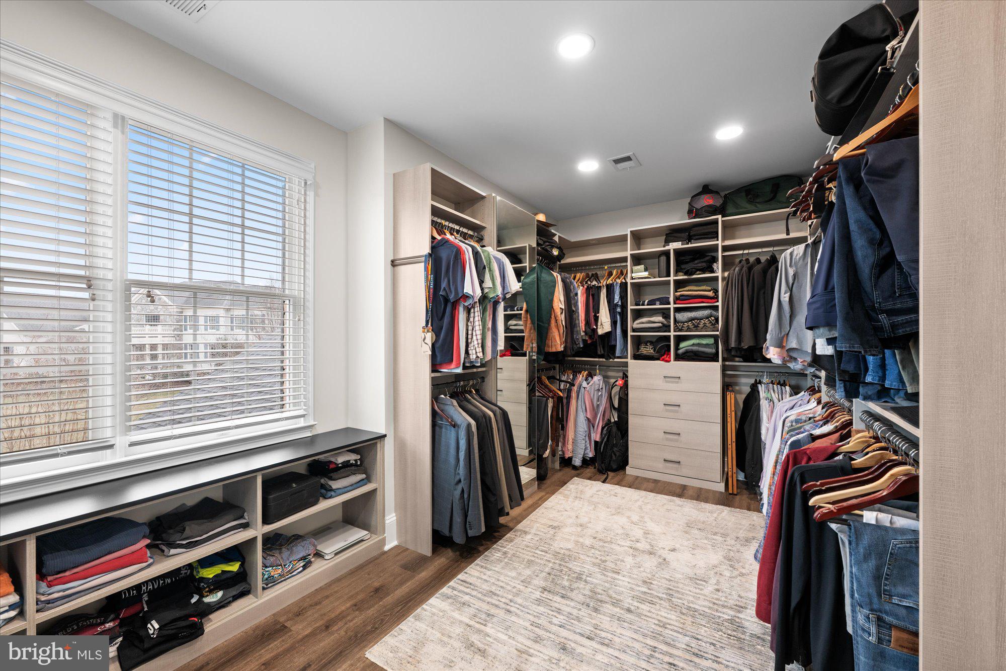 BELMONT COUNTRY CLUB - Residential