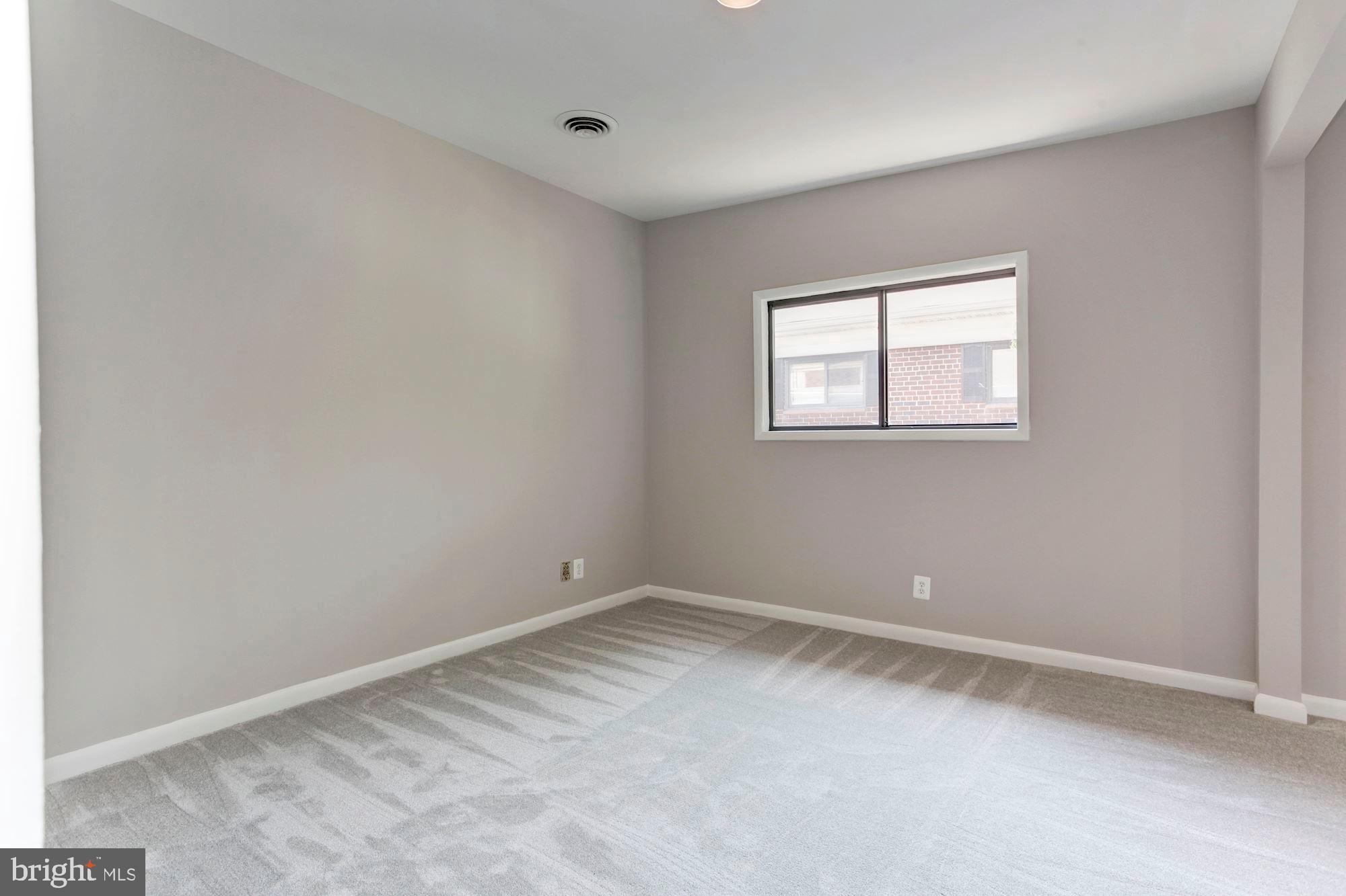 SEMINARY WALK - Residential