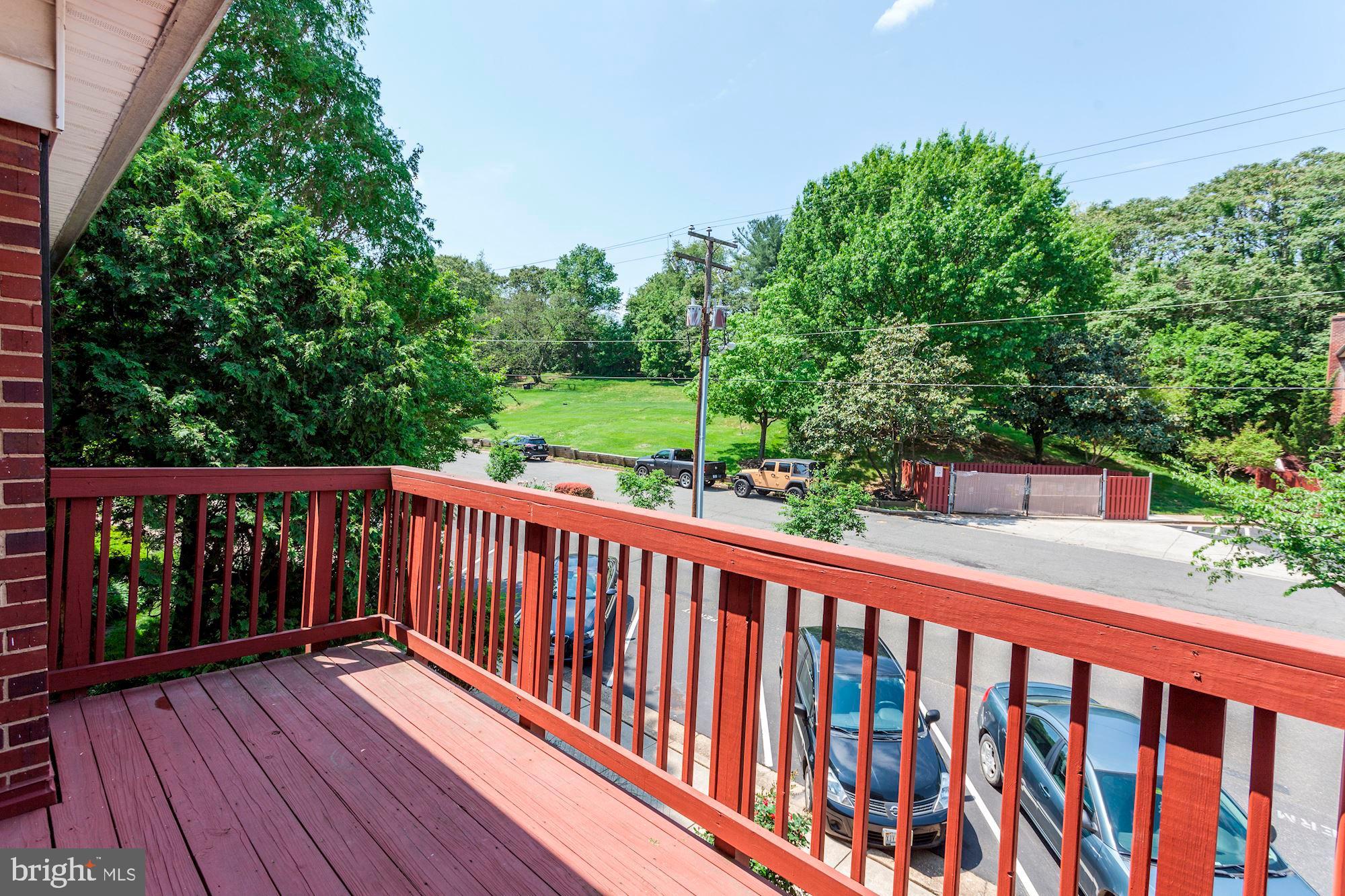 SEMINARY WALK - Residential