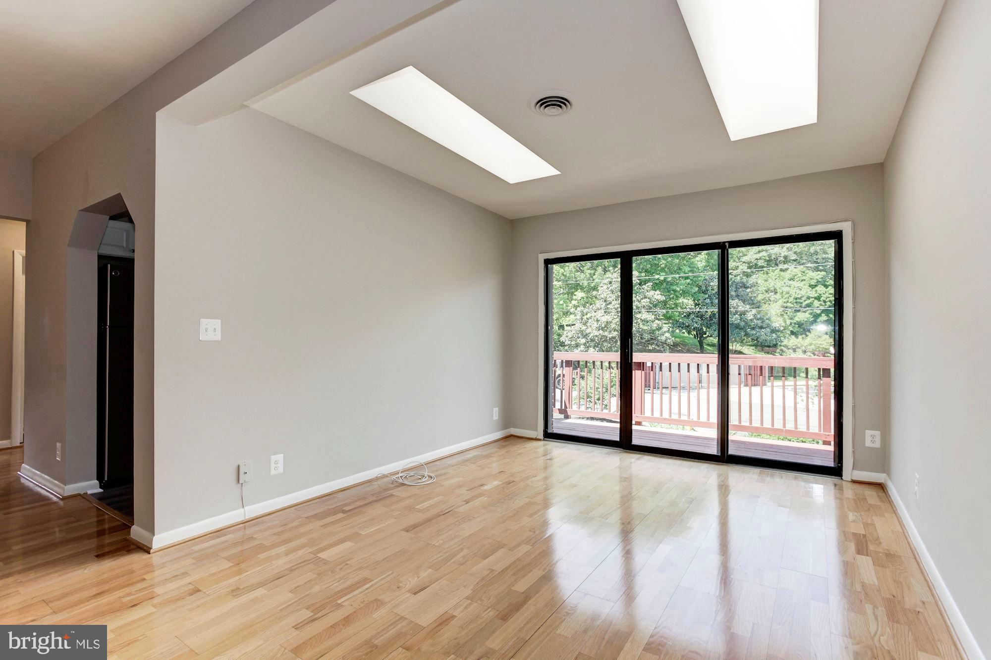 SEMINARY WALK - Residential