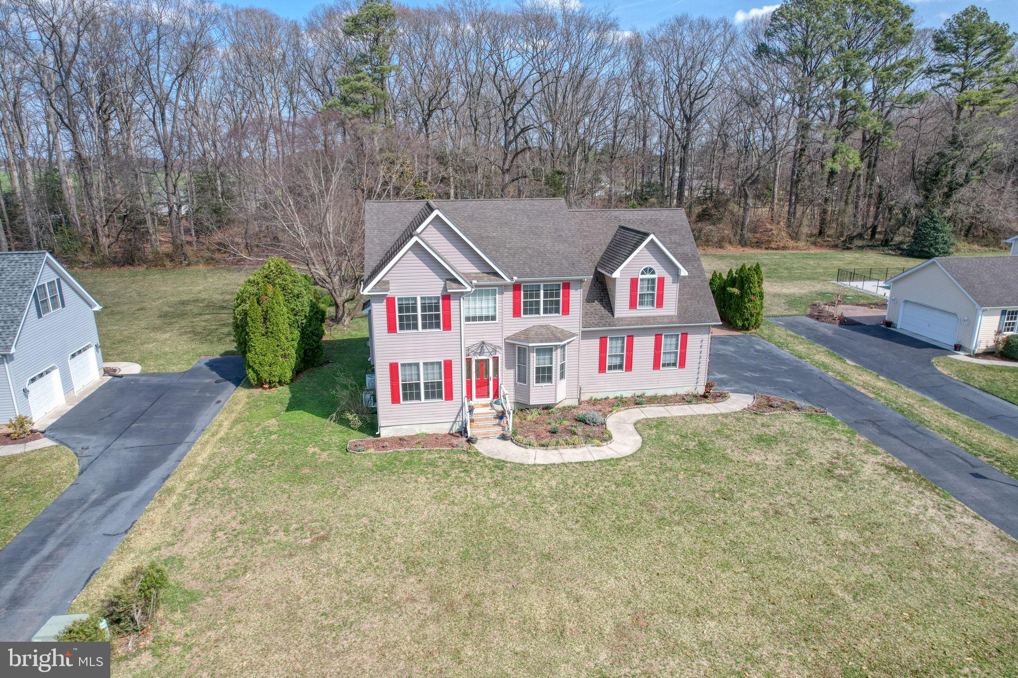 HUNTERS RIDGE - Residential