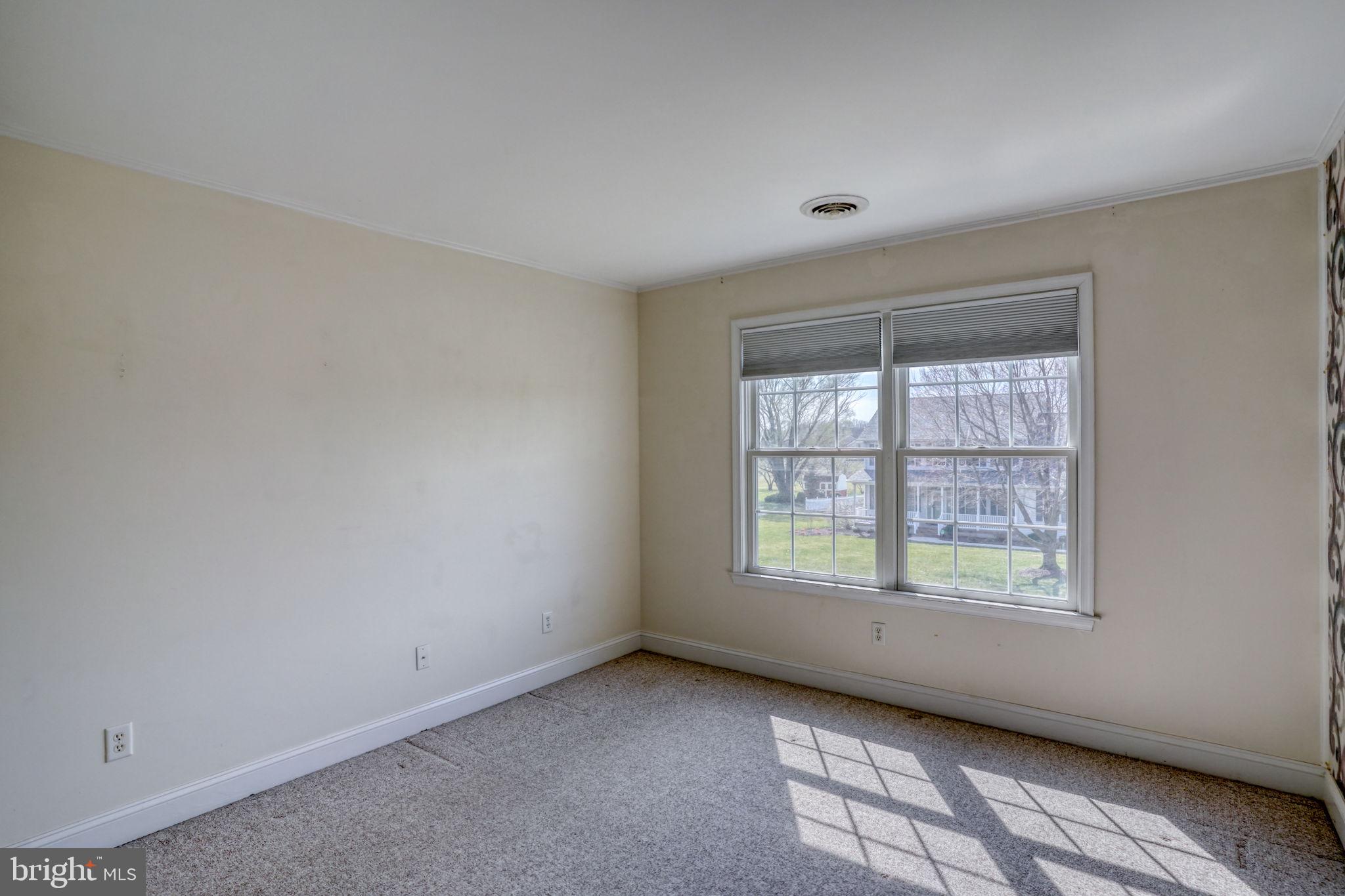 HUNTERS RIDGE - Residential