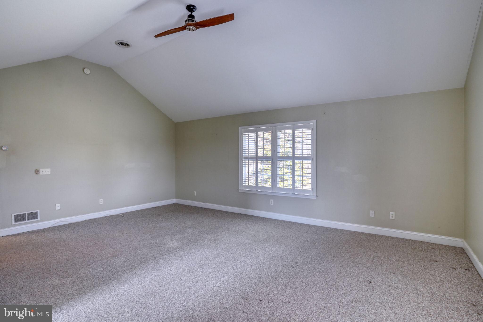 HUNTERS RIDGE - Residential