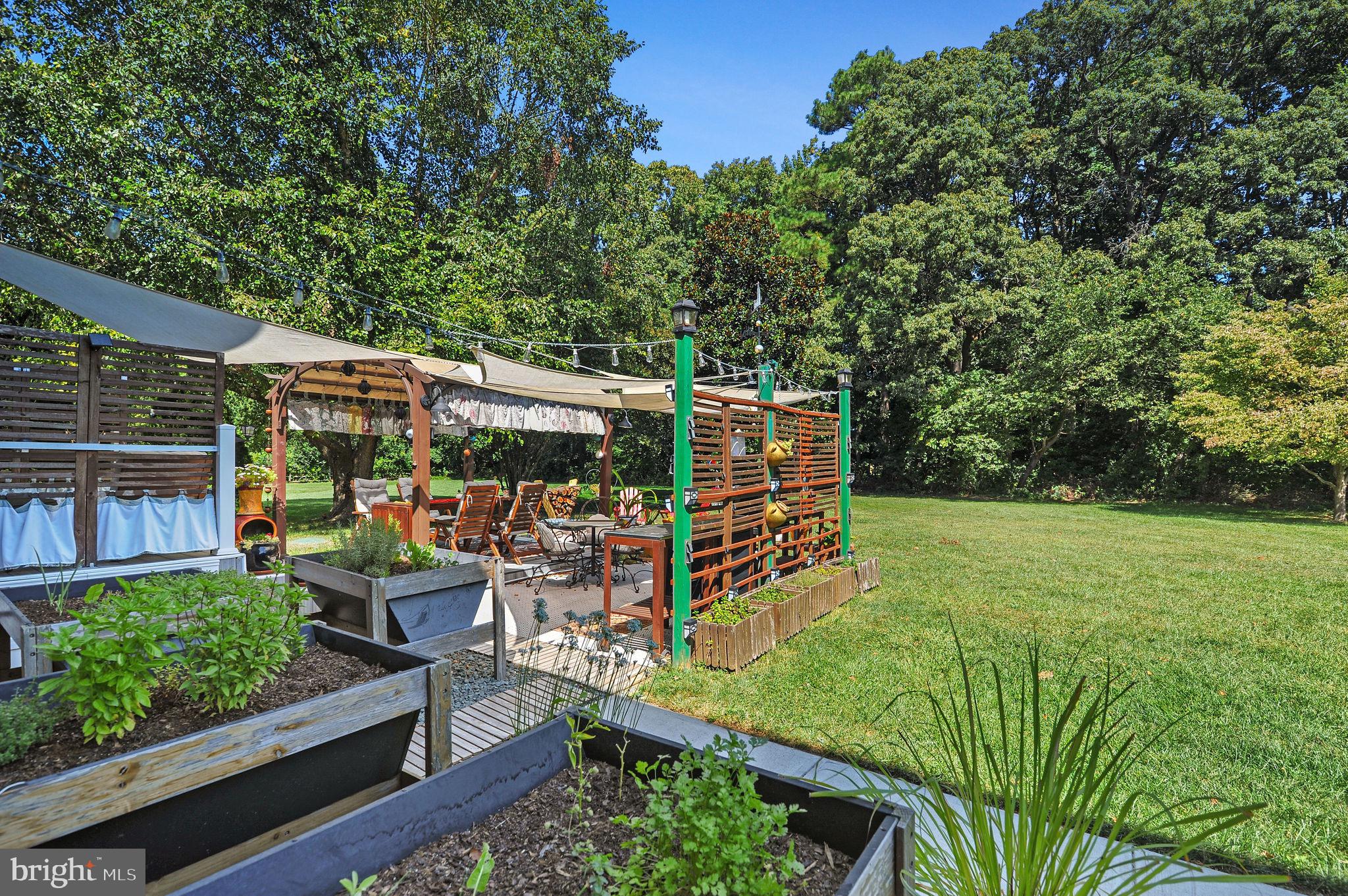 HUNTERS RIDGE - Residential