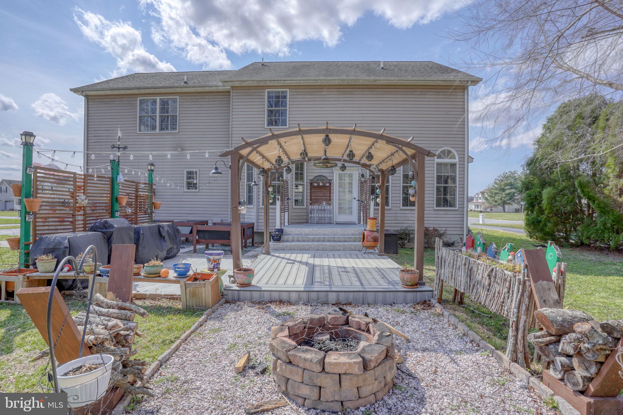 HUNTERS RIDGE - Residential