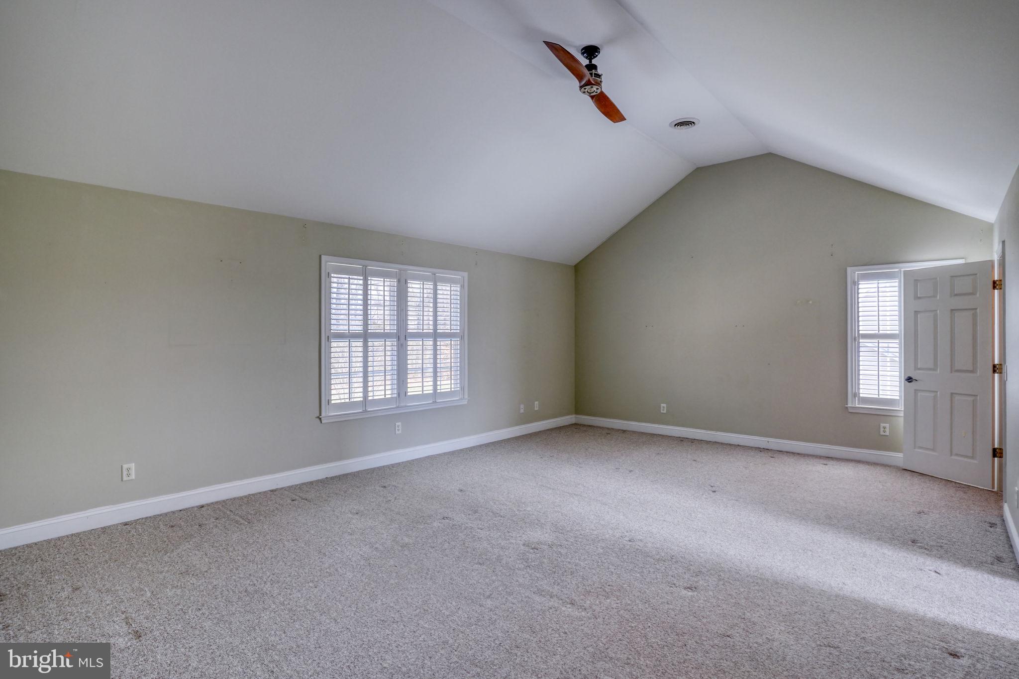 HUNTERS RIDGE - Residential