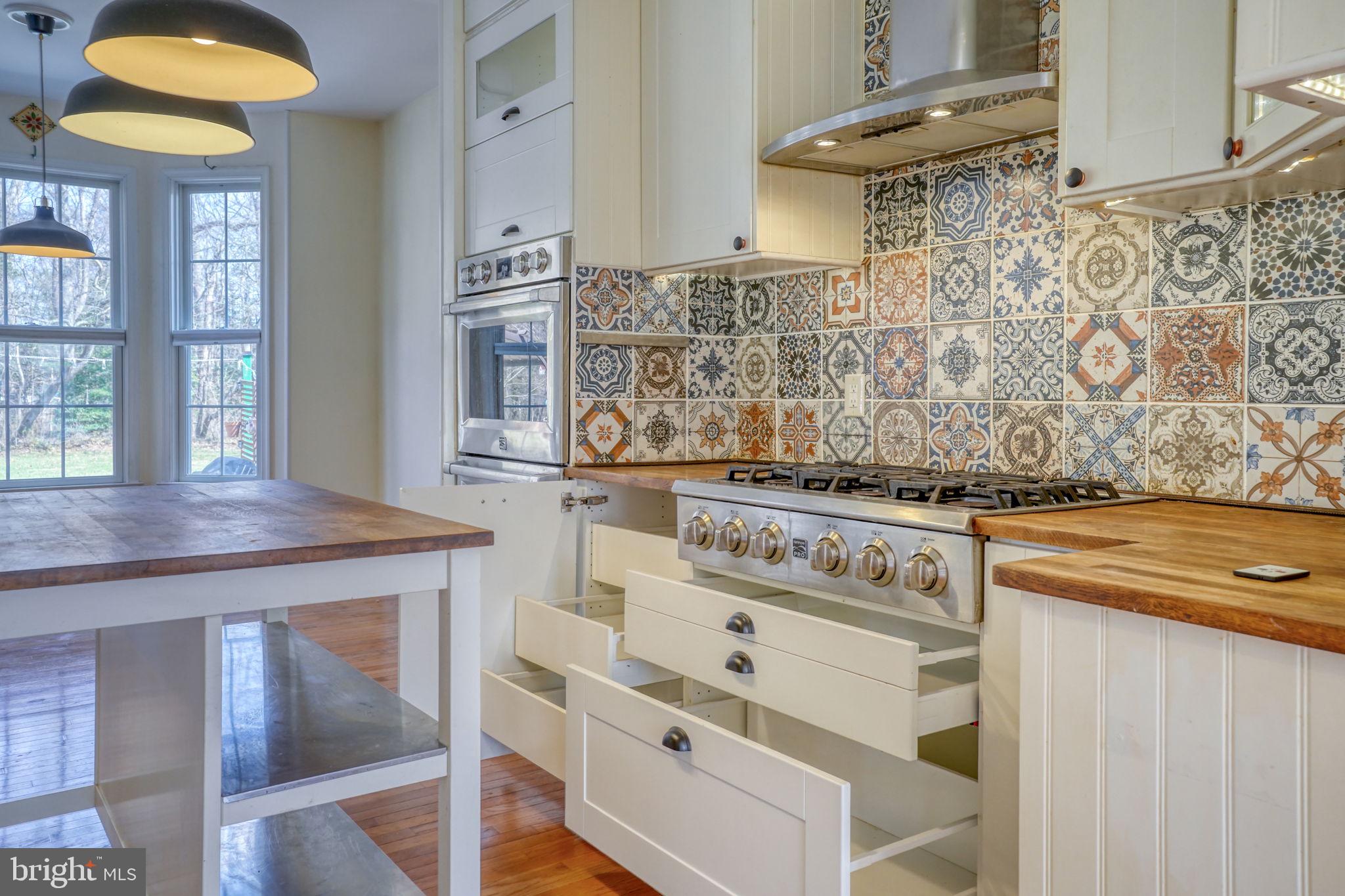 HUNTERS RIDGE - Residential