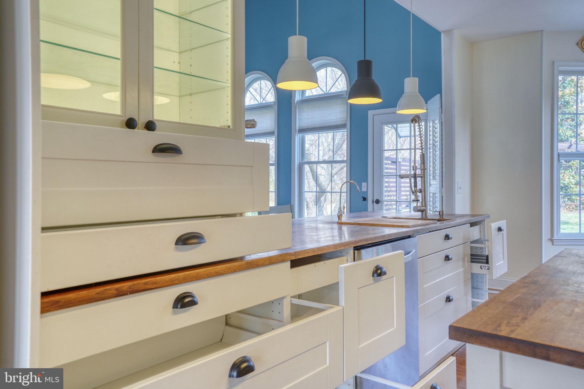 HUNTERS RIDGE - Residential