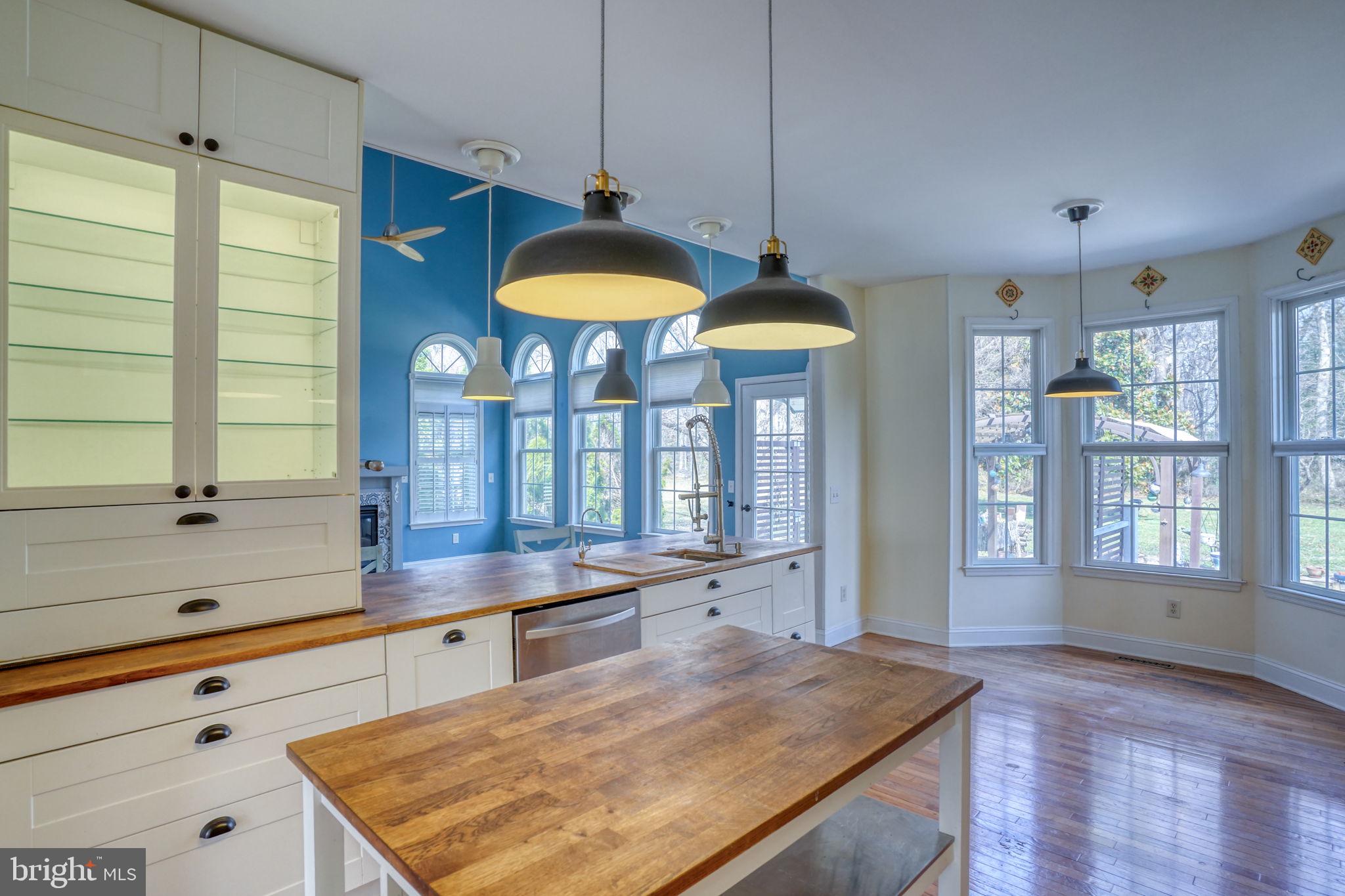 HUNTERS RIDGE - Residential