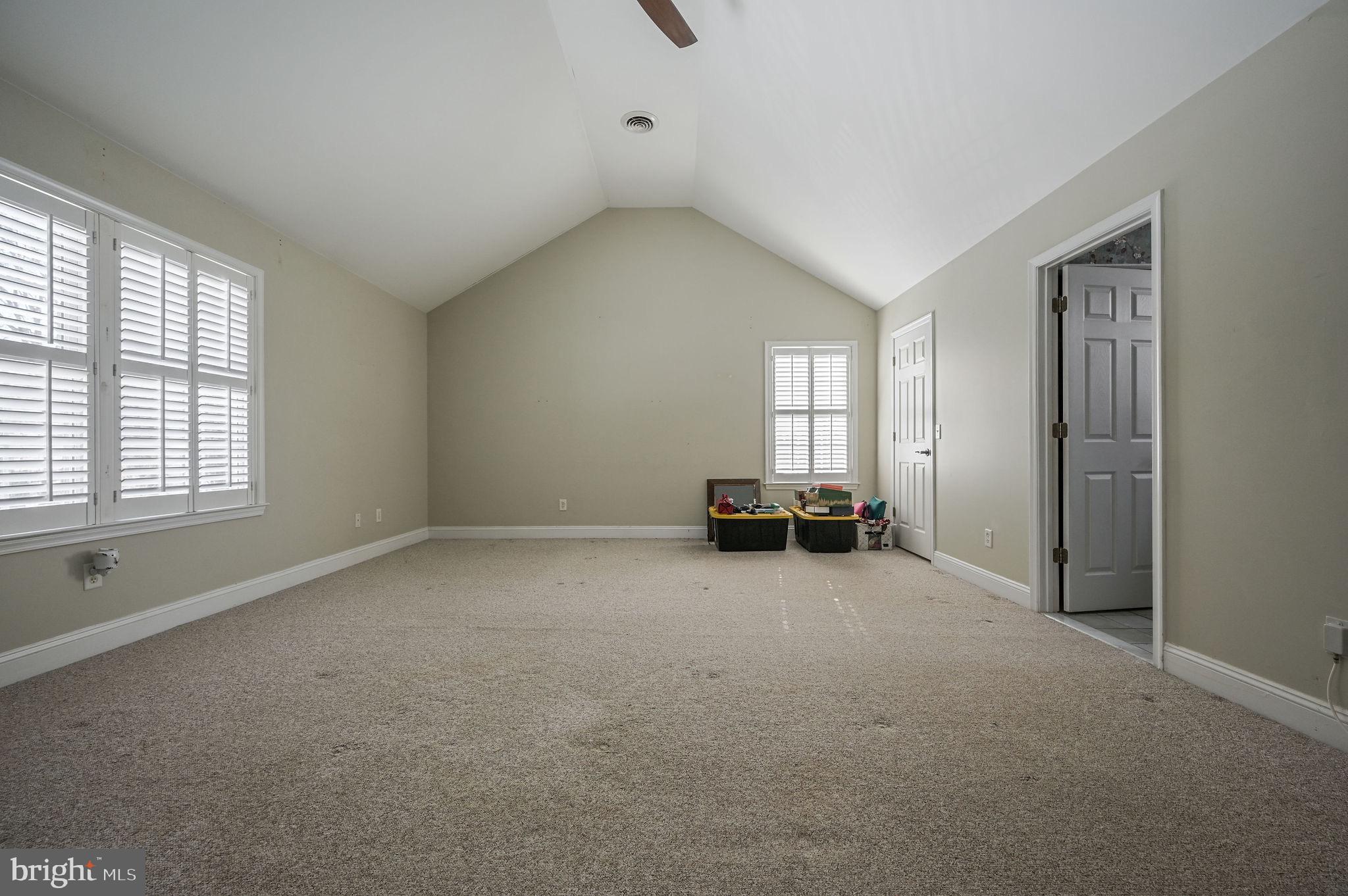 HUNTERS RIDGE - Residential