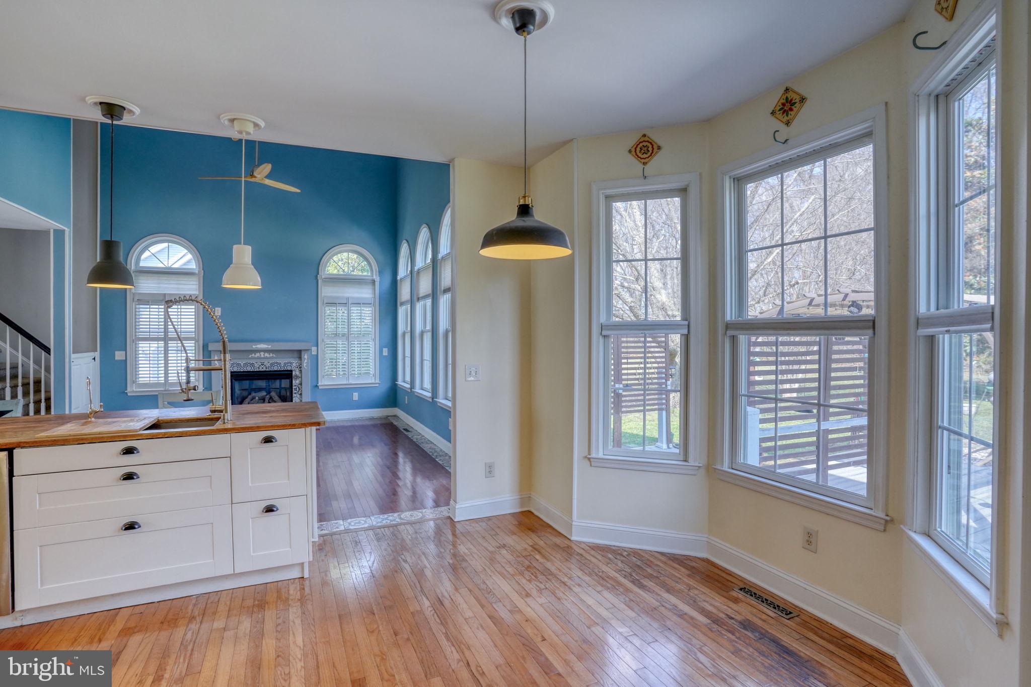 HUNTERS RIDGE - Residential