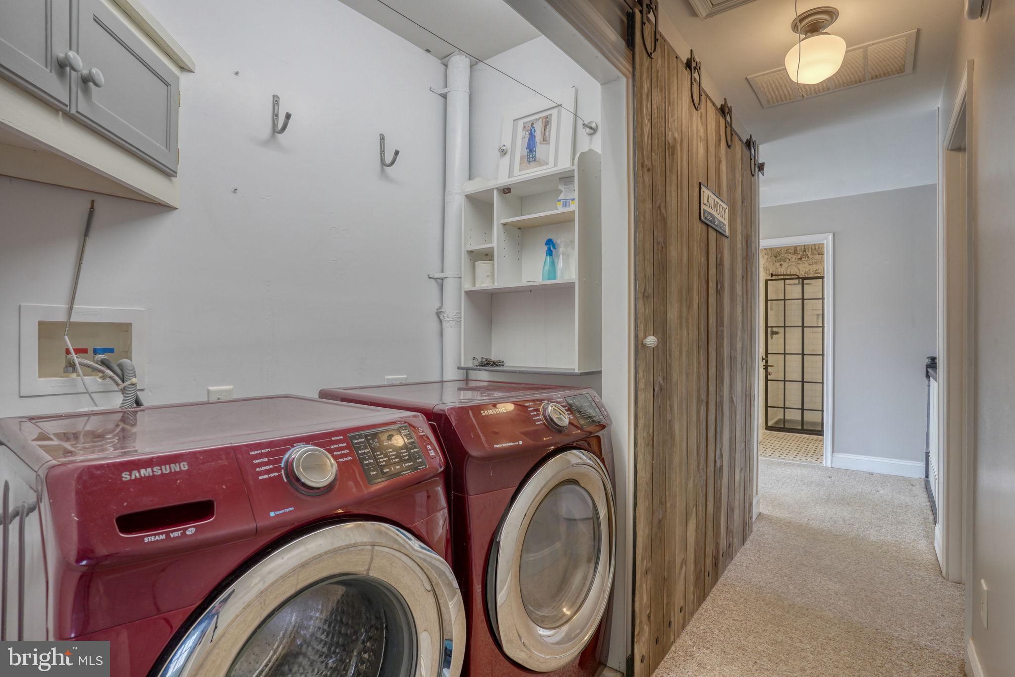 HUNTERS RIDGE - Residential