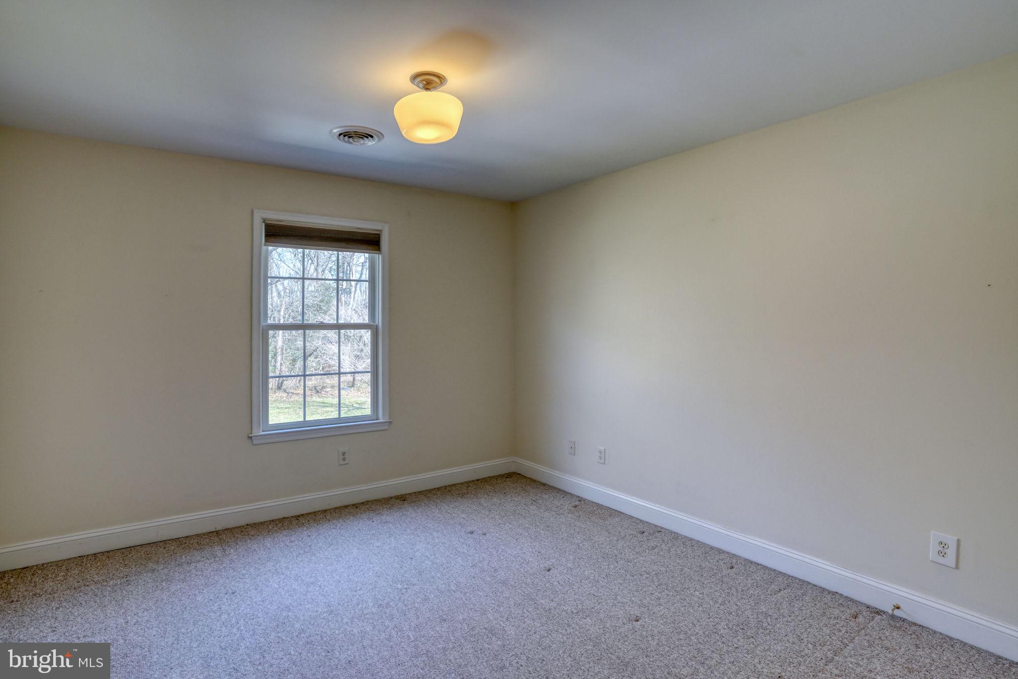 HUNTERS RIDGE - Residential