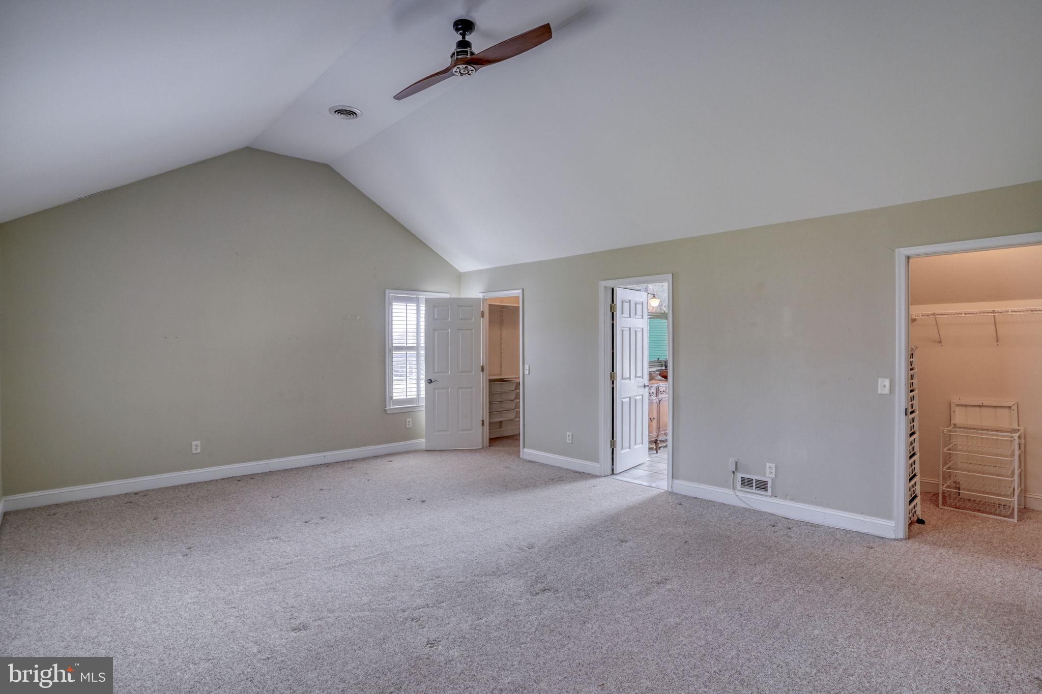 HUNTERS RIDGE - Residential