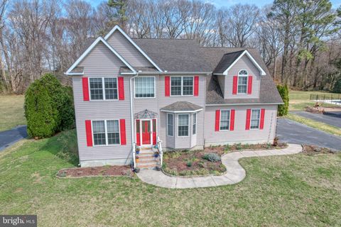 Photo of 15 Byrneberry Court, MAGNOLIA, DE 19962 (MLS # DEKT2044144)