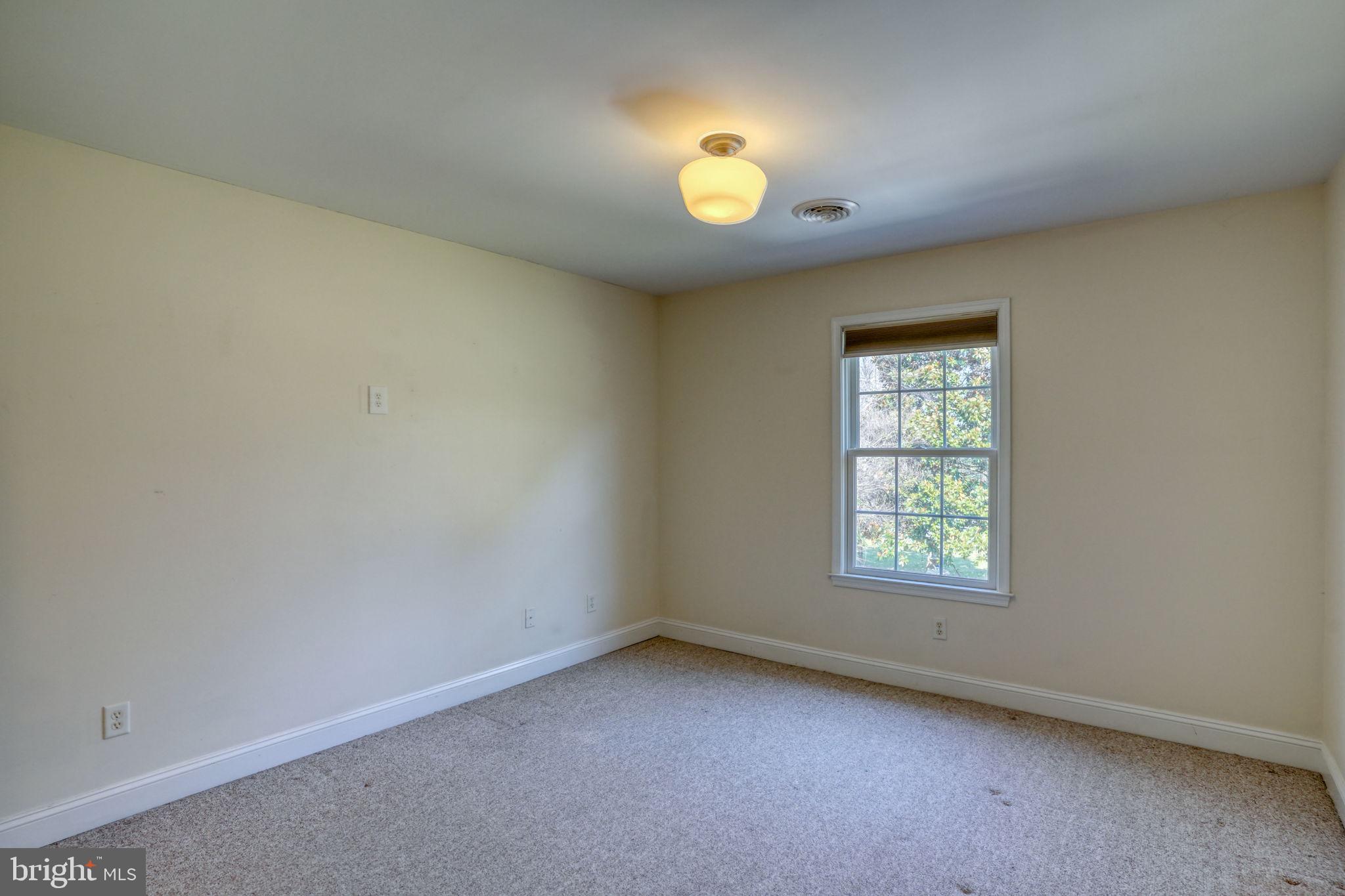 HUNTERS RIDGE - Residential